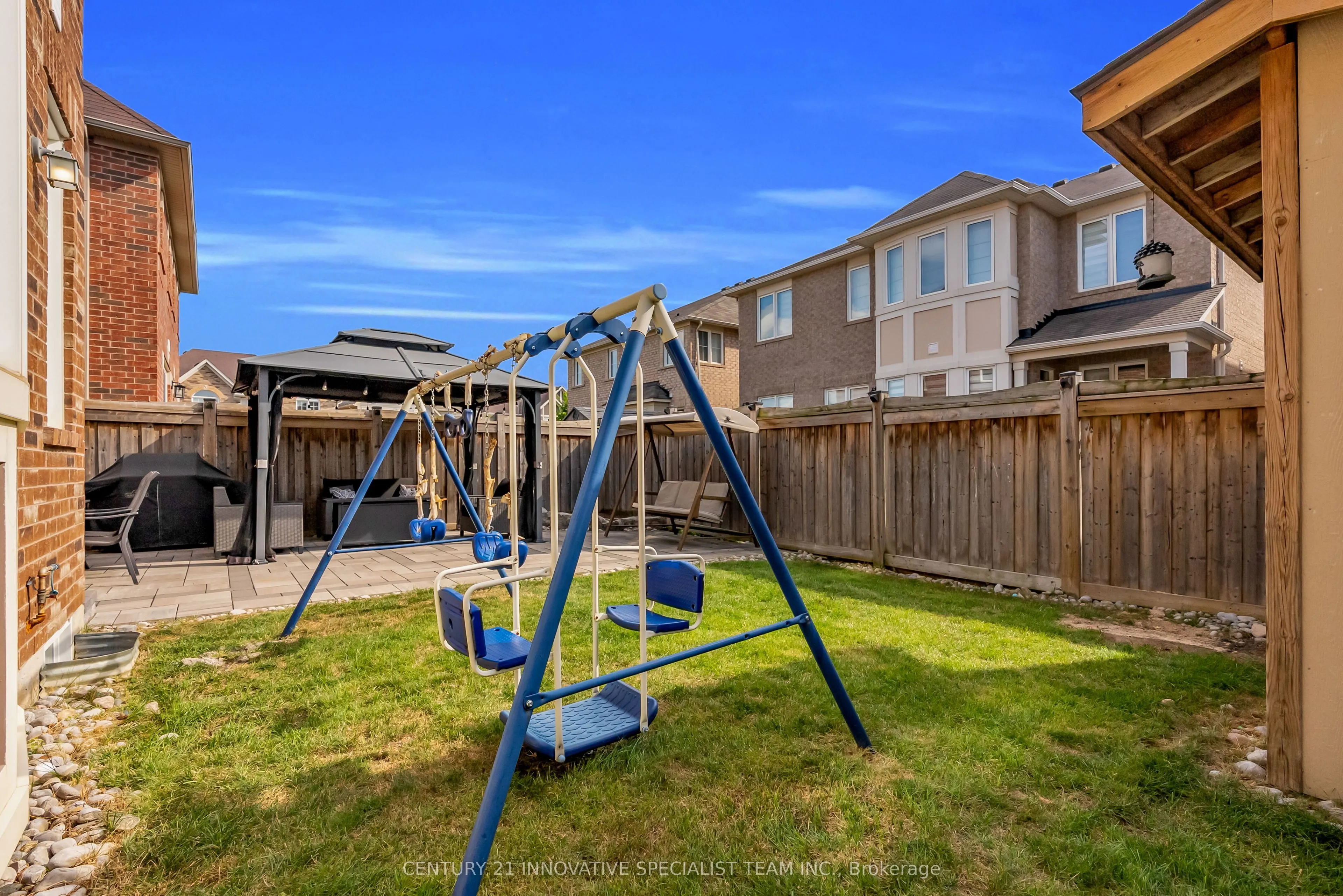 982 Syndenham Lane