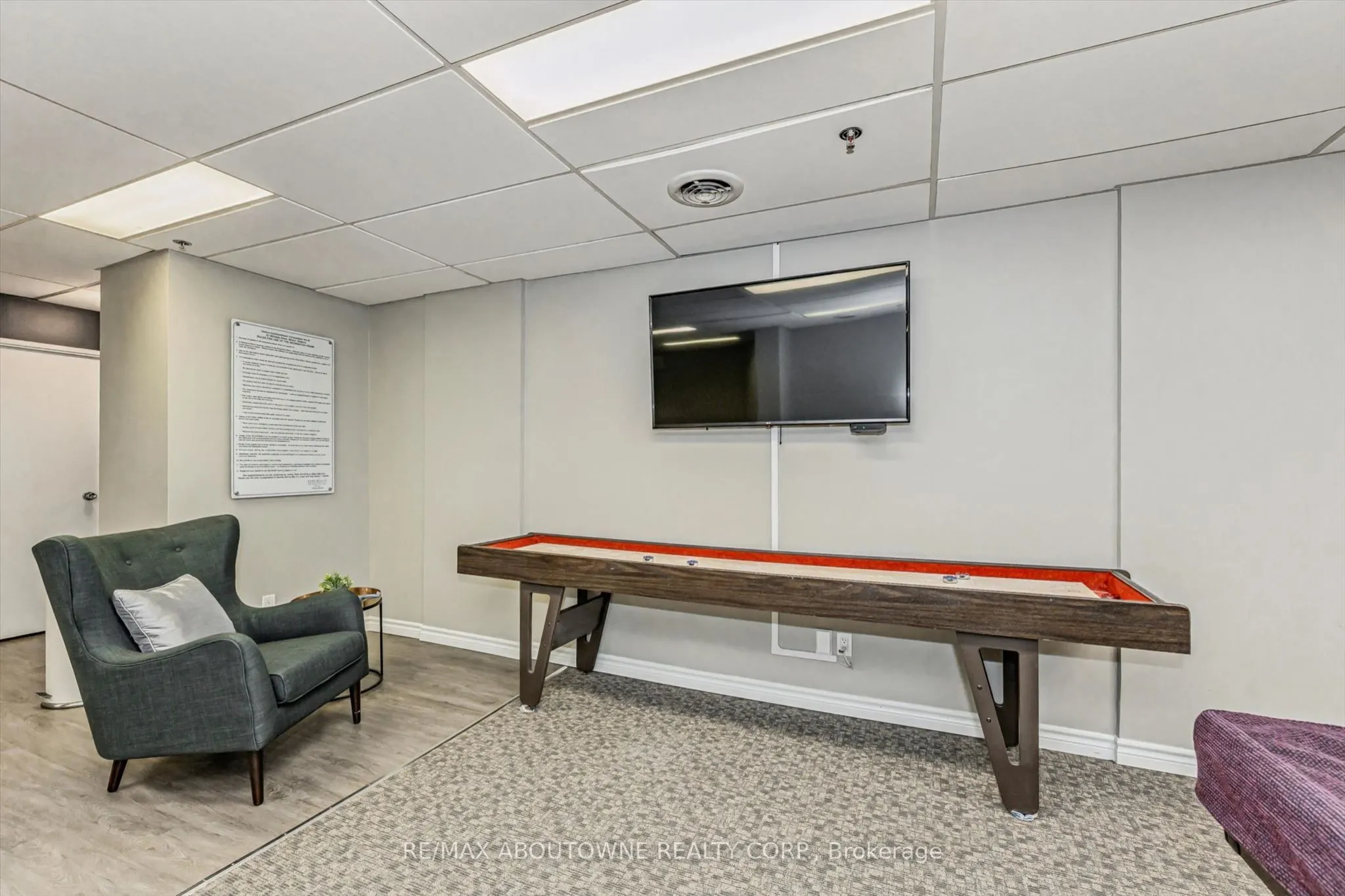 81 MILLSIDE Drive #1006