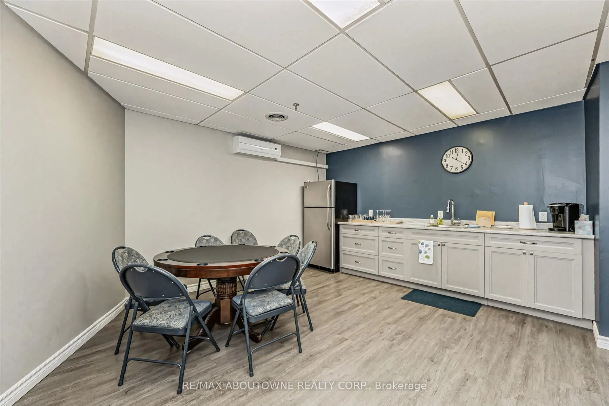 81 MILLSIDE Drive #1006