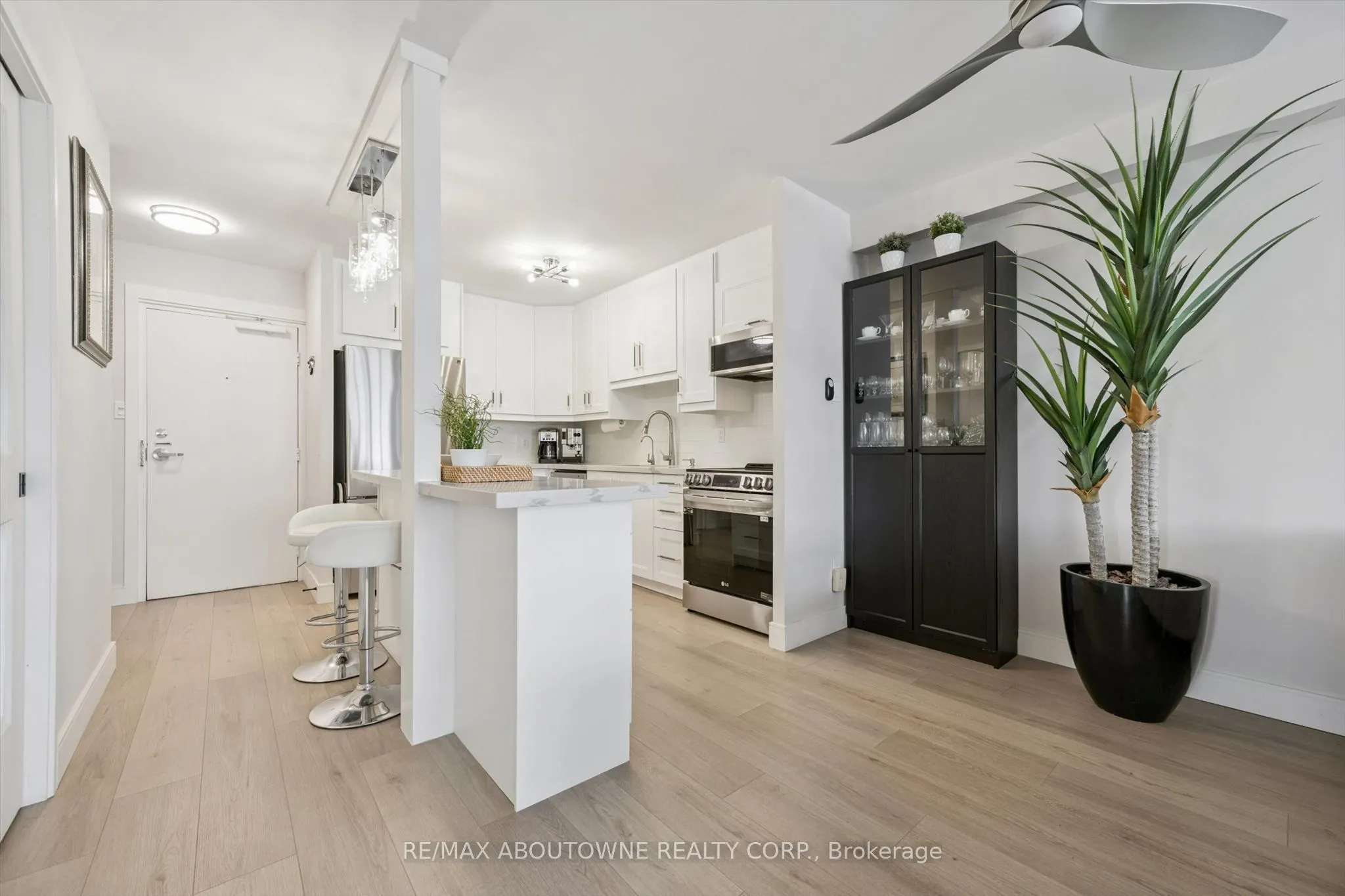 81 MILLSIDE Drive #1006