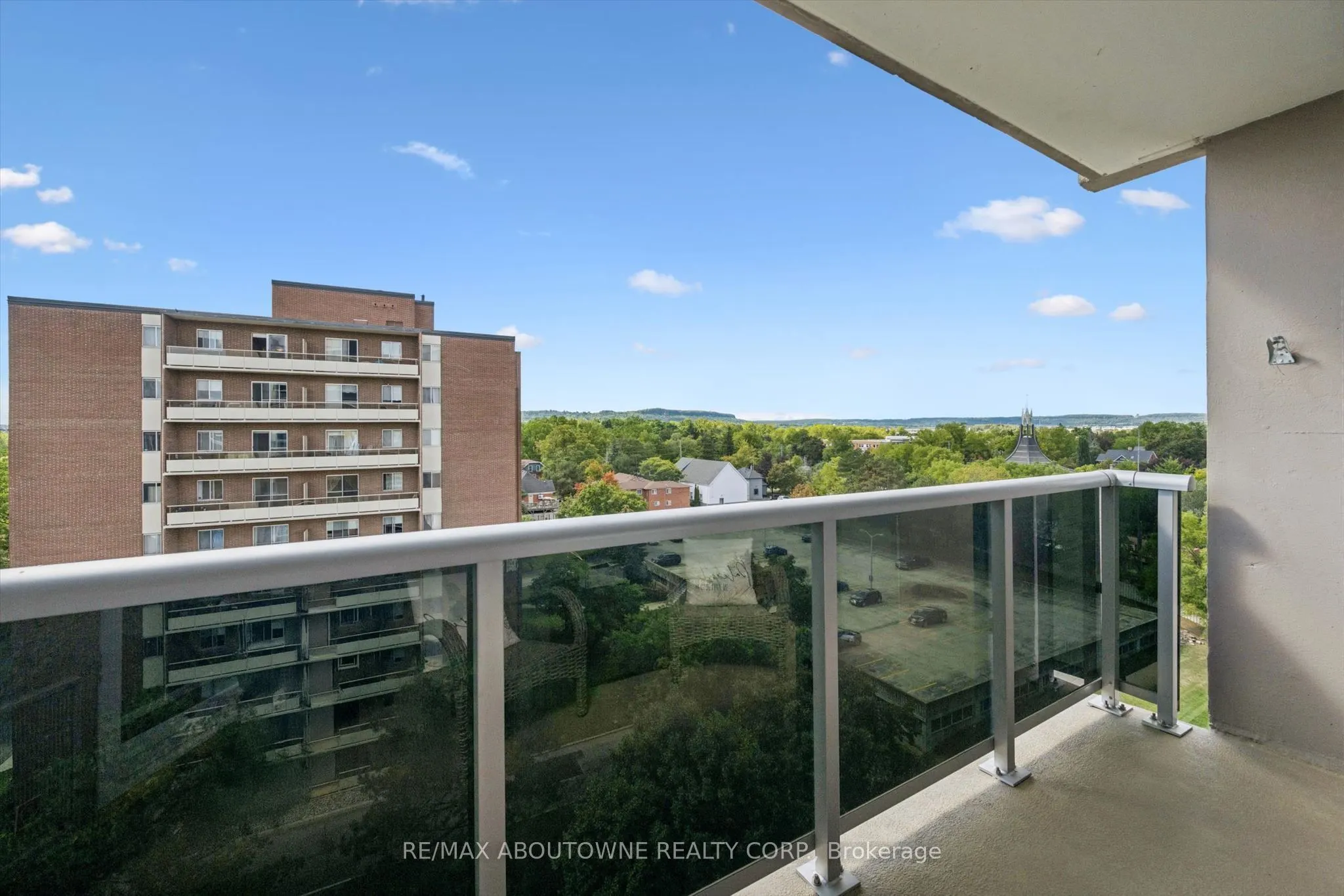 81 MILLSIDE Drive #1006