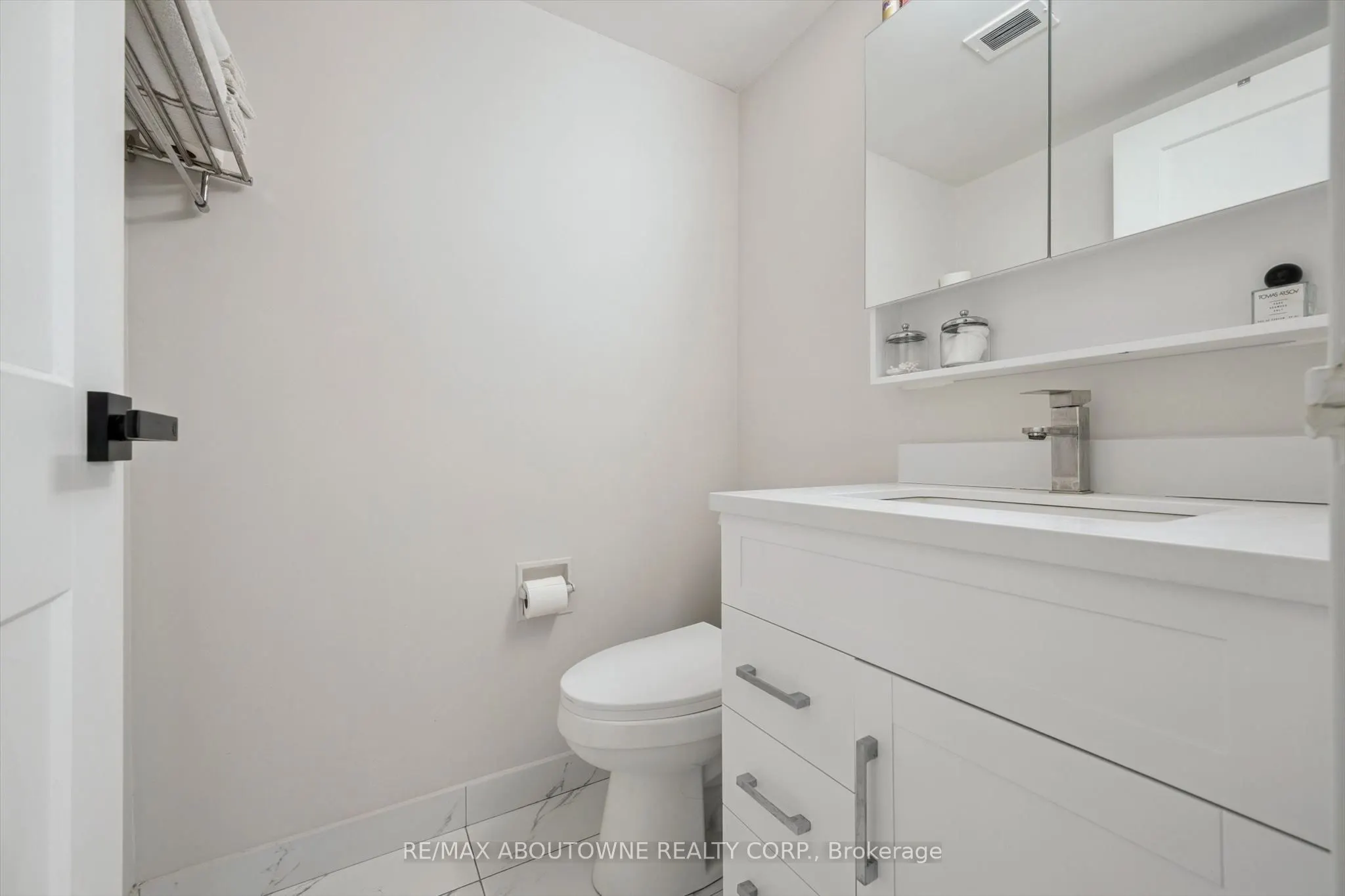 81 MILLSIDE Drive #1006