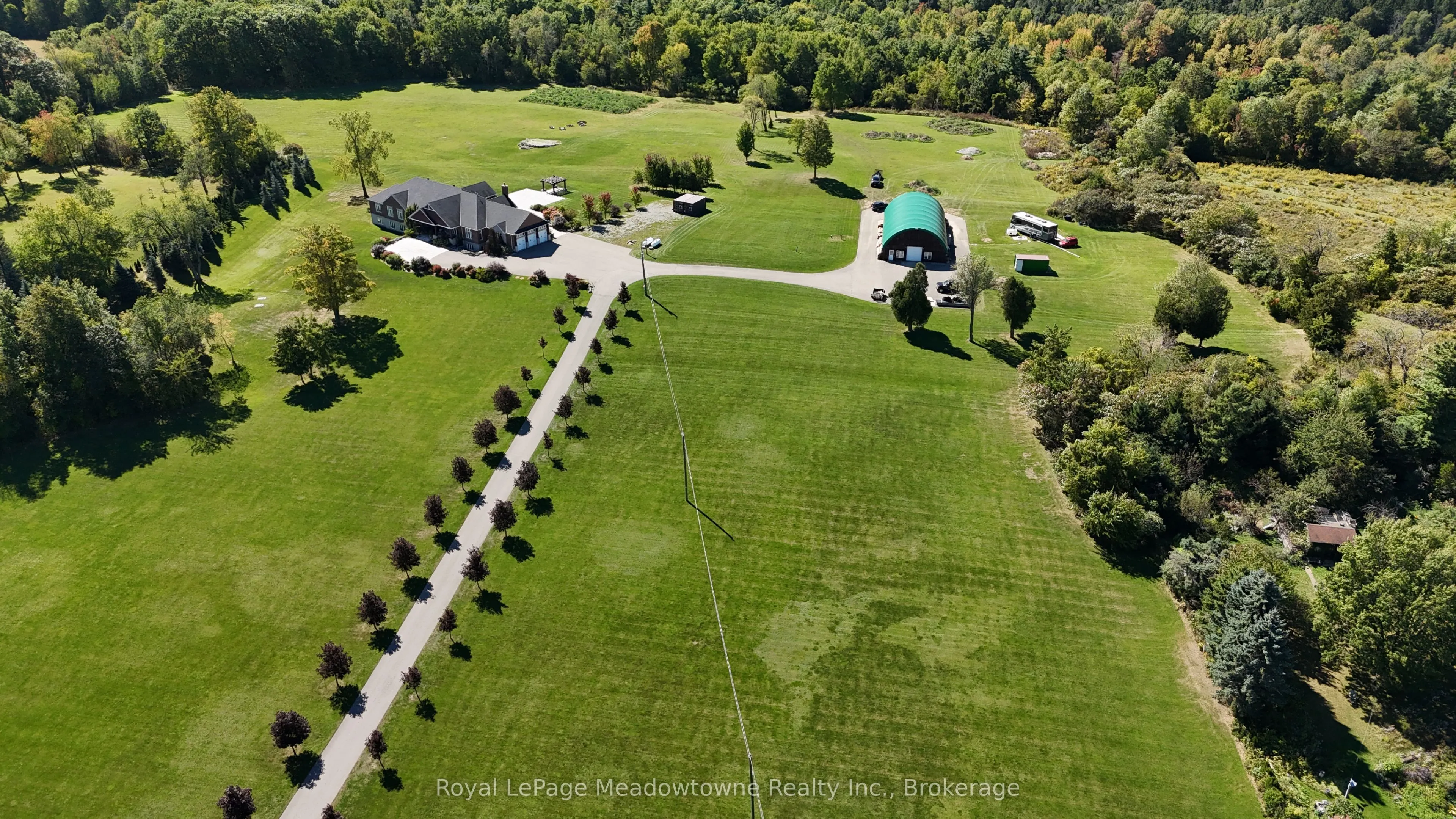 7686 Appleby Line