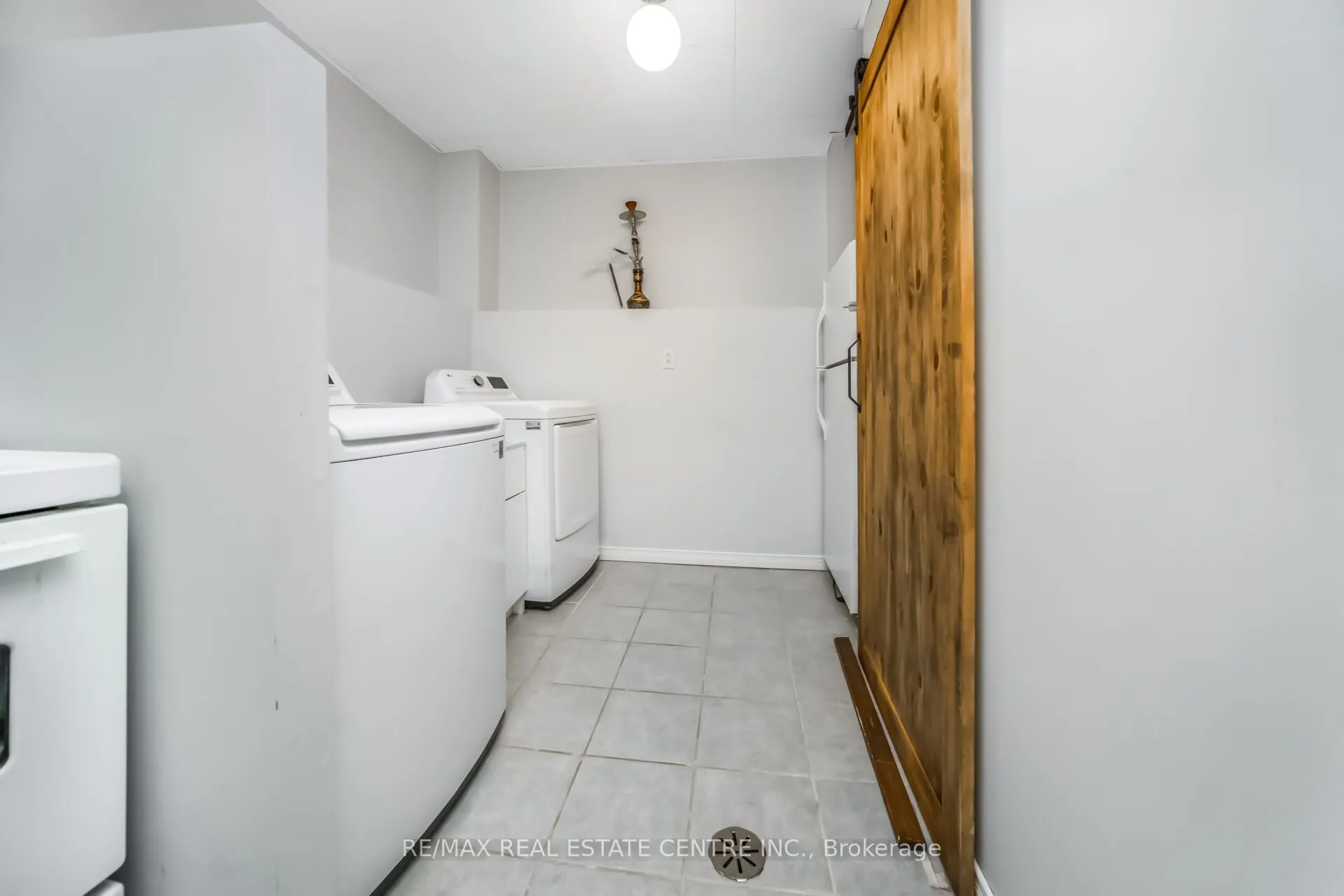 7349 Zinnia Place