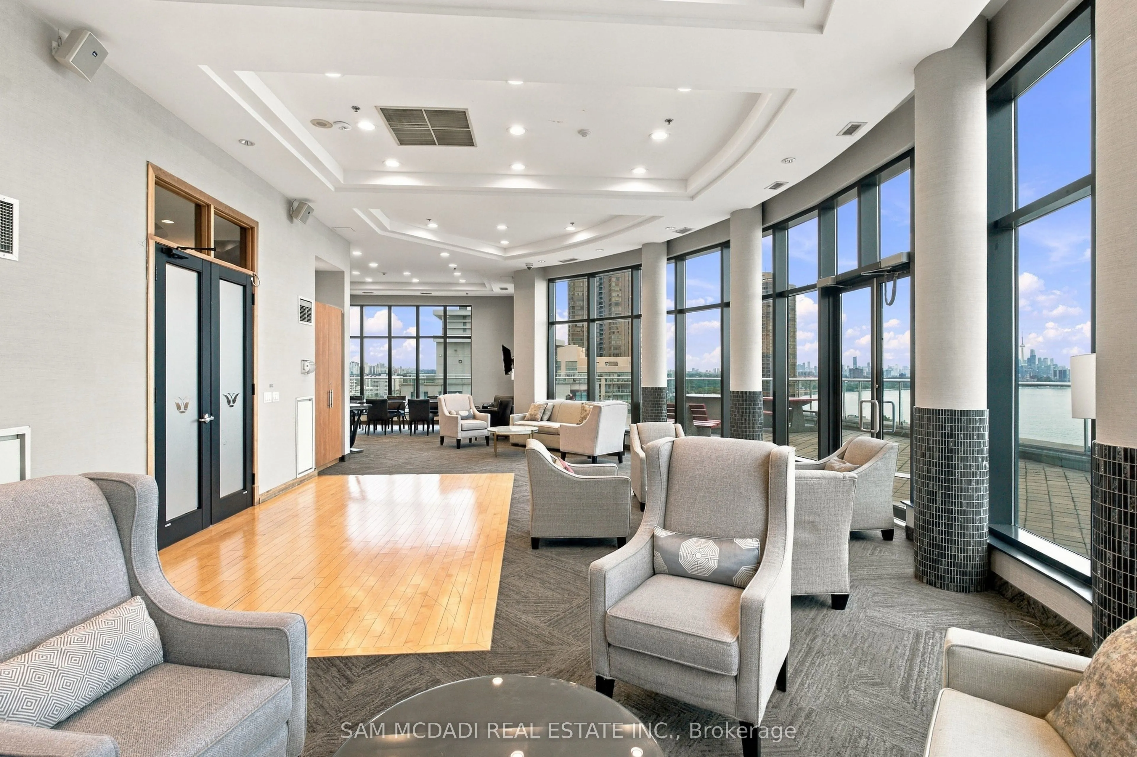 2087 Lake Shore Boulevard W #103