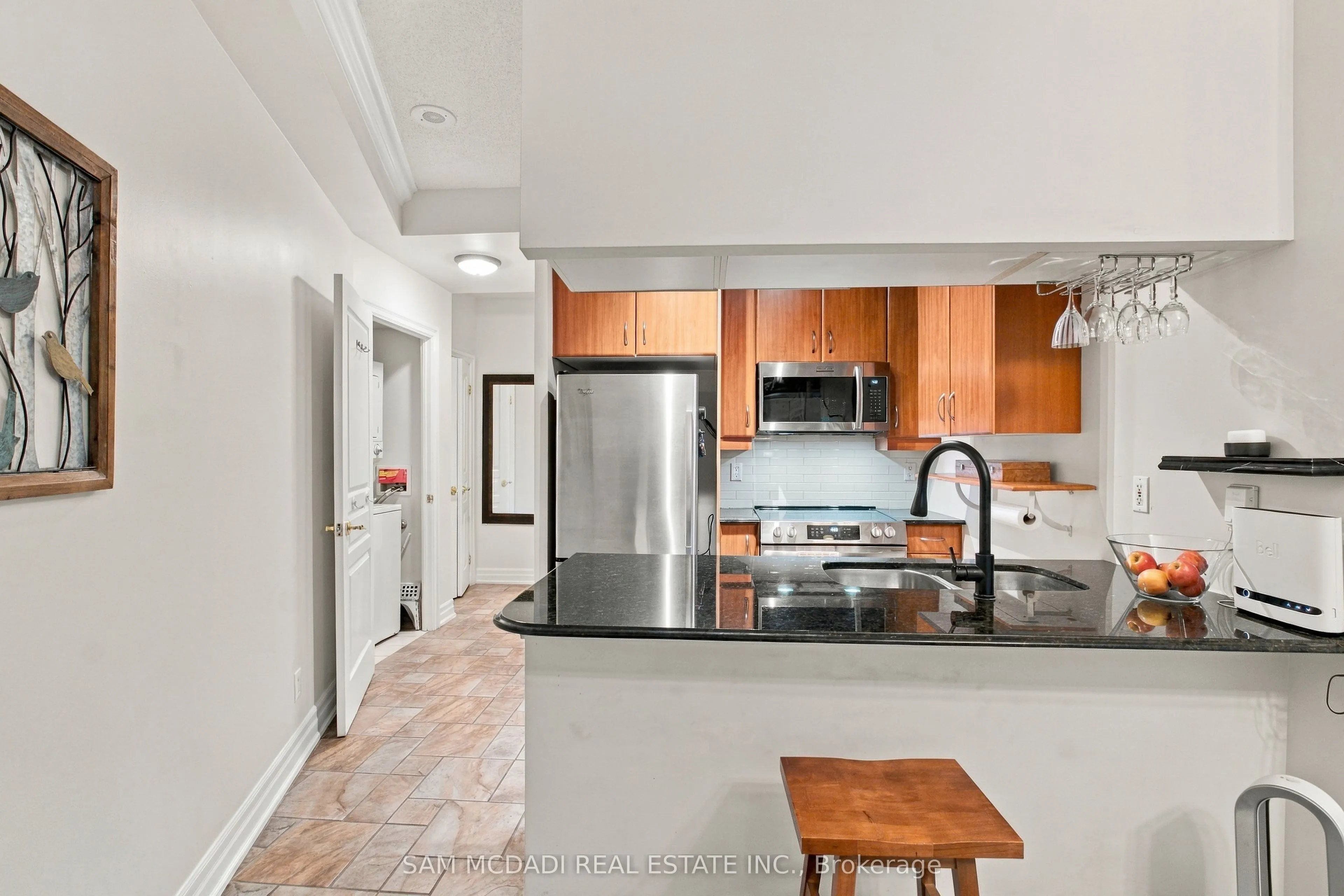 2087 Lake Shore Boulevard W #103