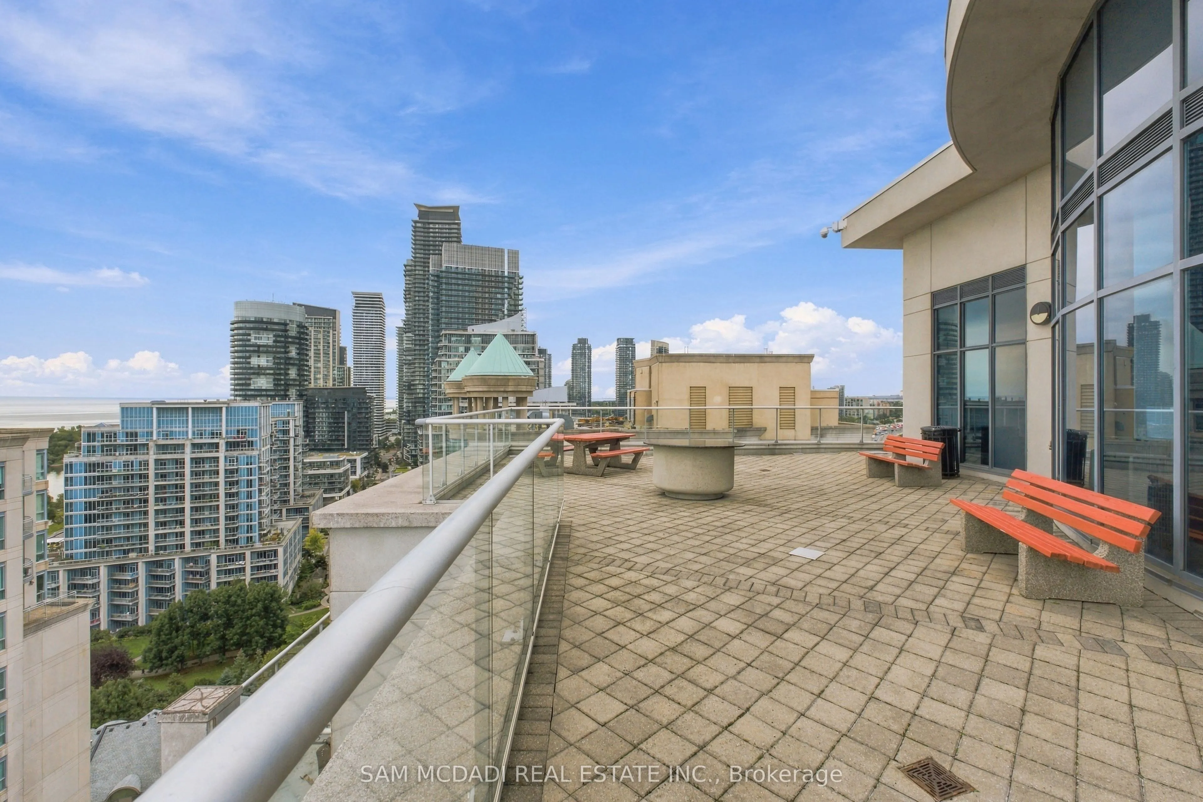 2087 Lake Shore Boulevard W #103