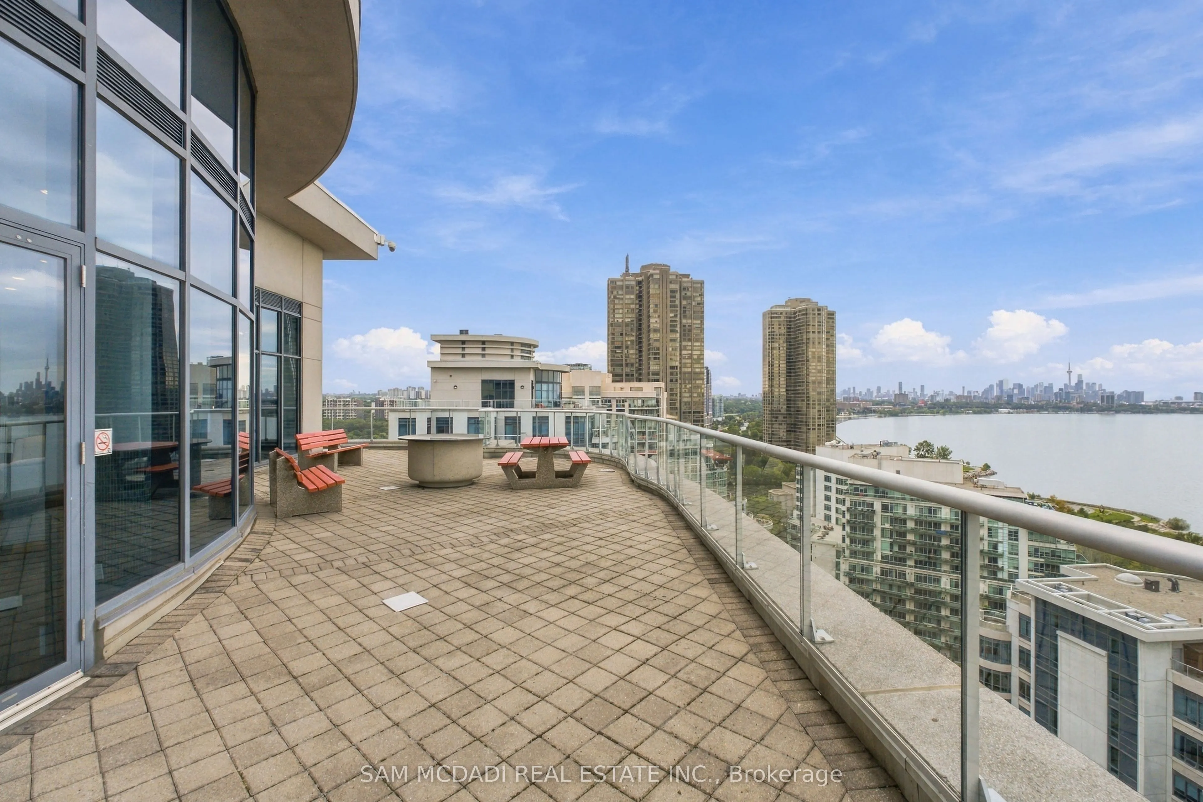 2087 Lake Shore Boulevard W #103