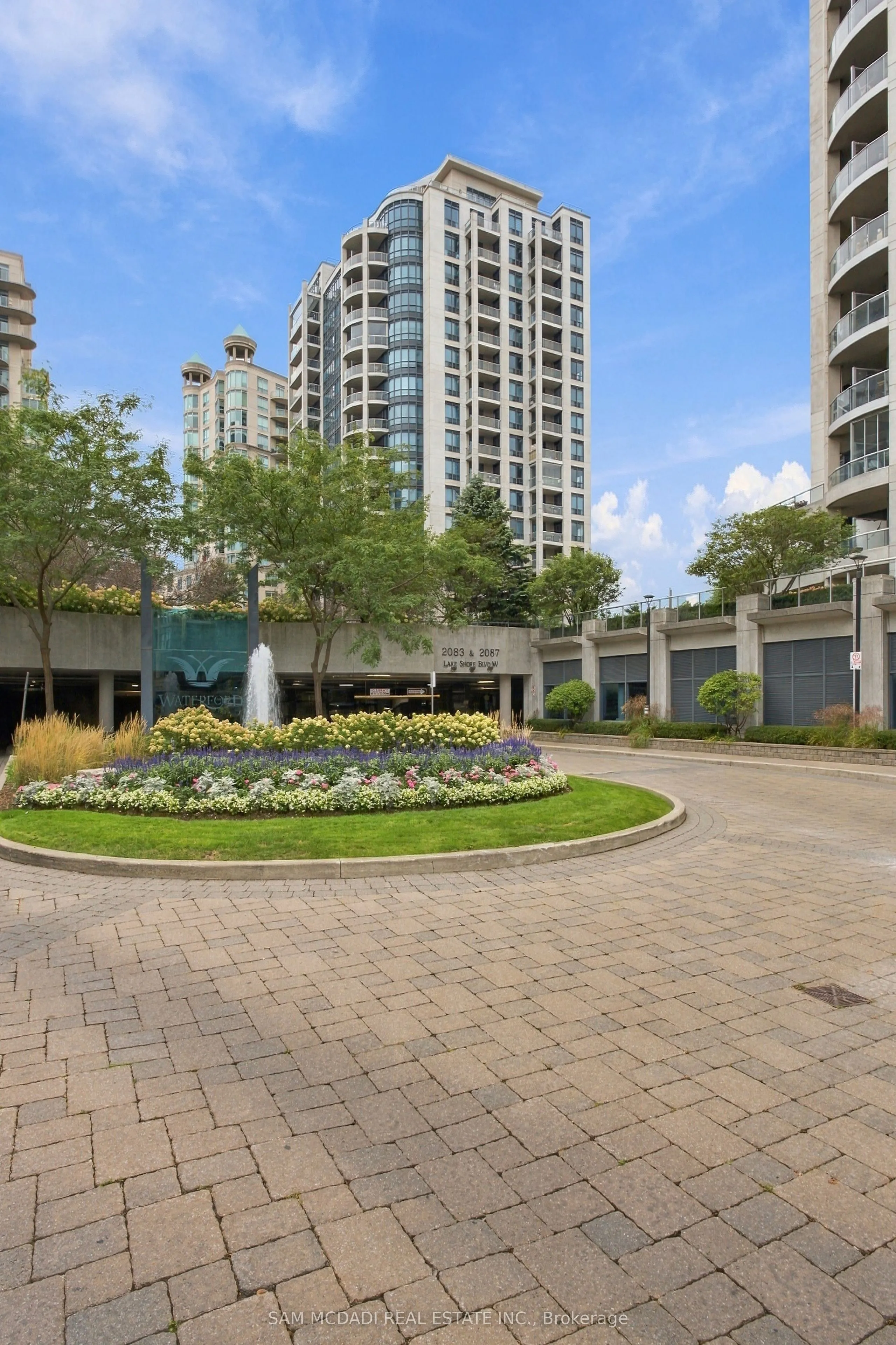 2087 Lake Shore Boulevard W #103
