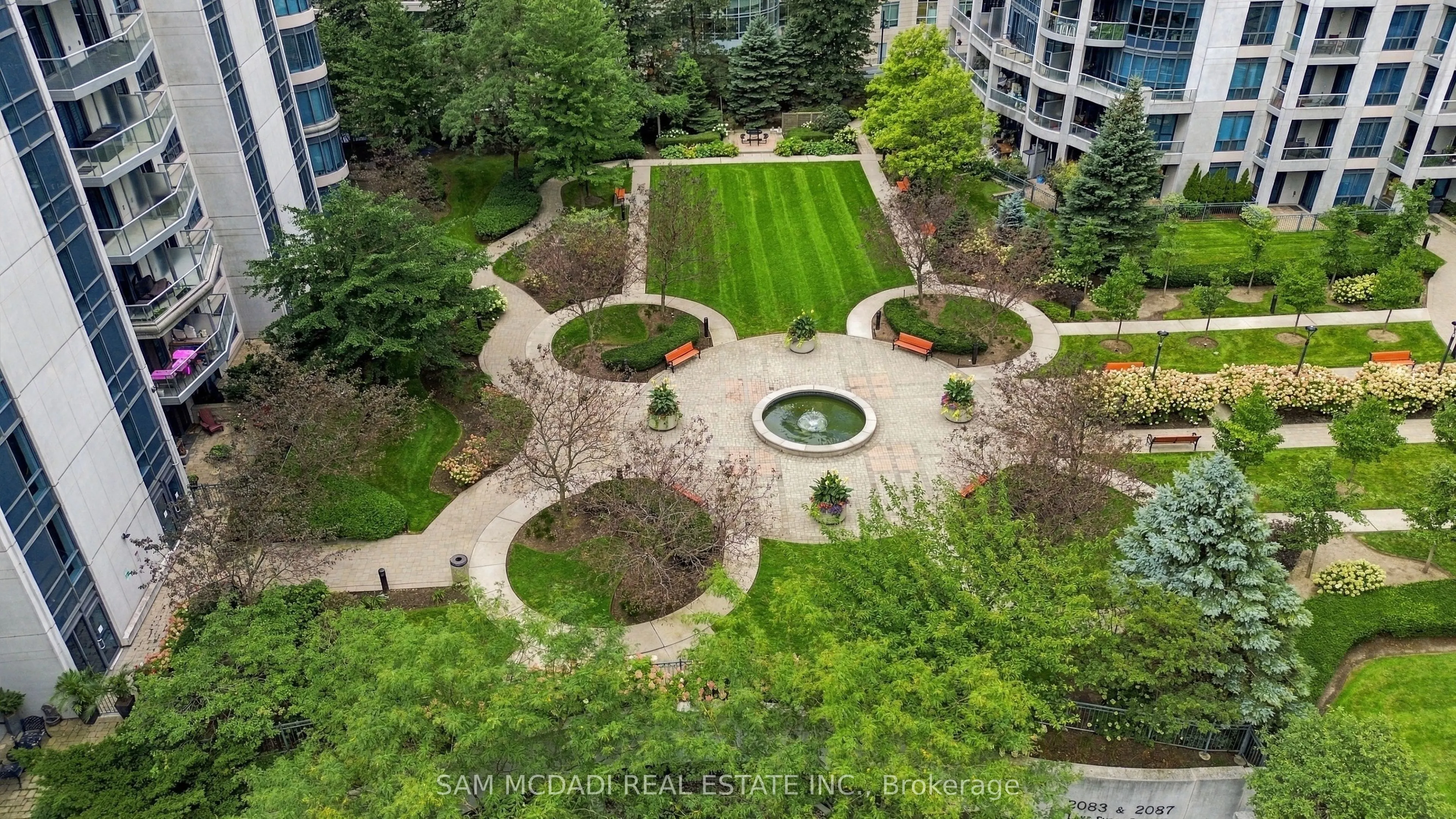 2087 Lake Shore Boulevard W #103