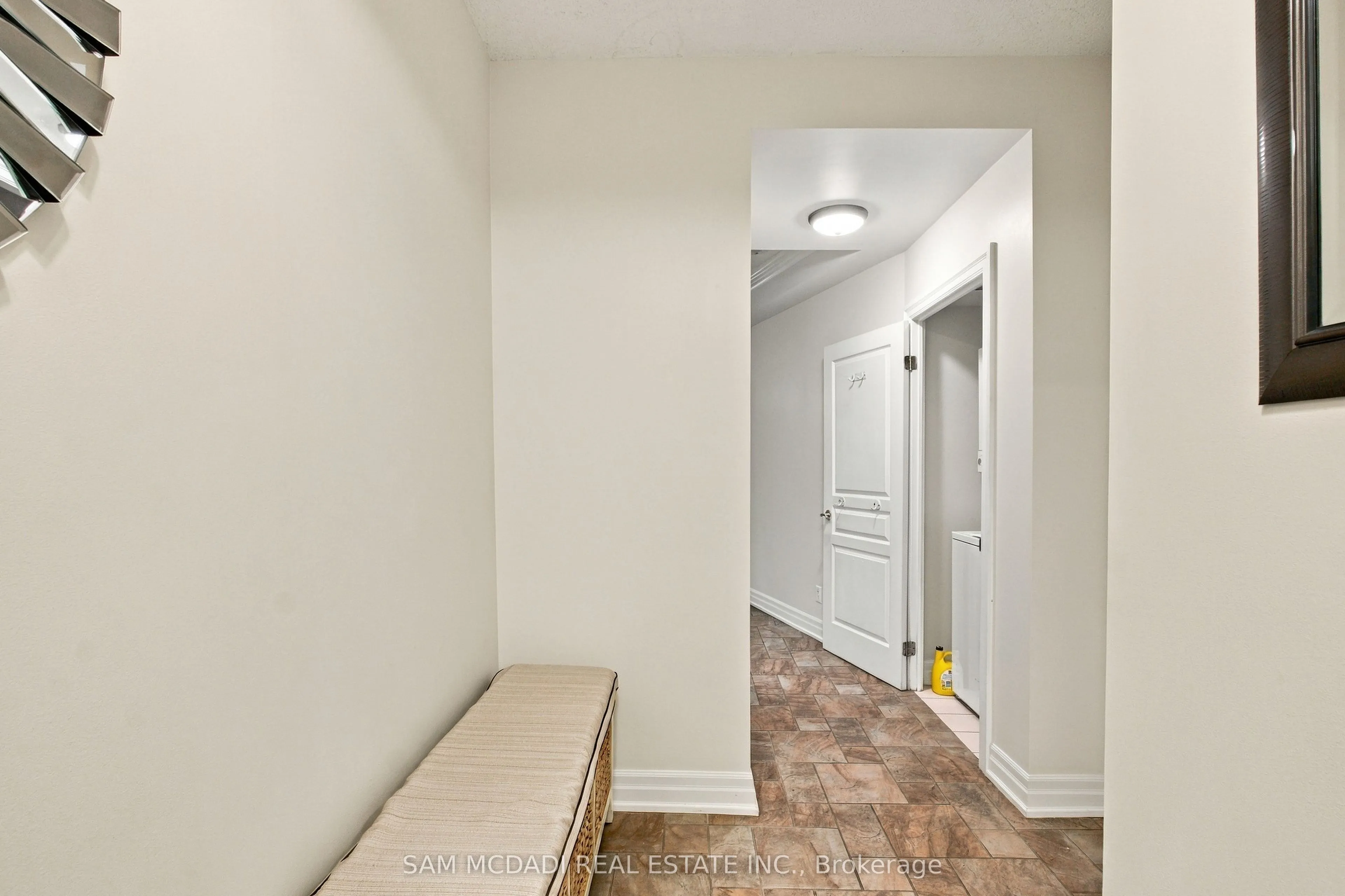 2087 Lake Shore Boulevard W #103