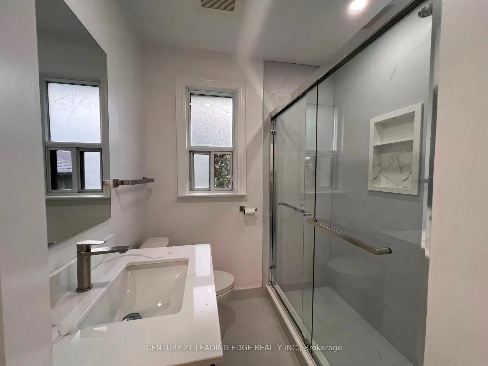 2719 Lake Shore Boulevard W #6