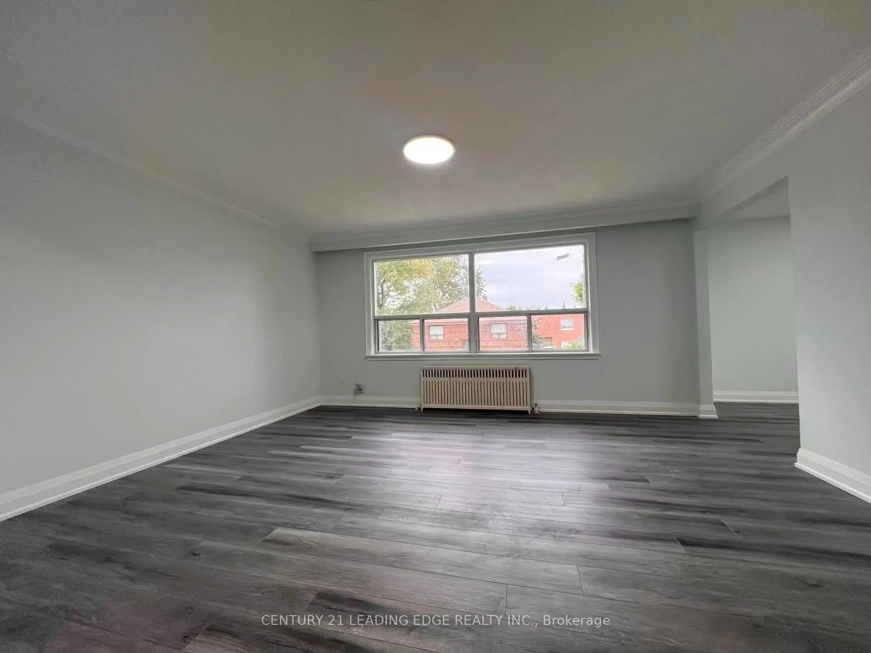 2719 Lake Shore Boulevard W #6