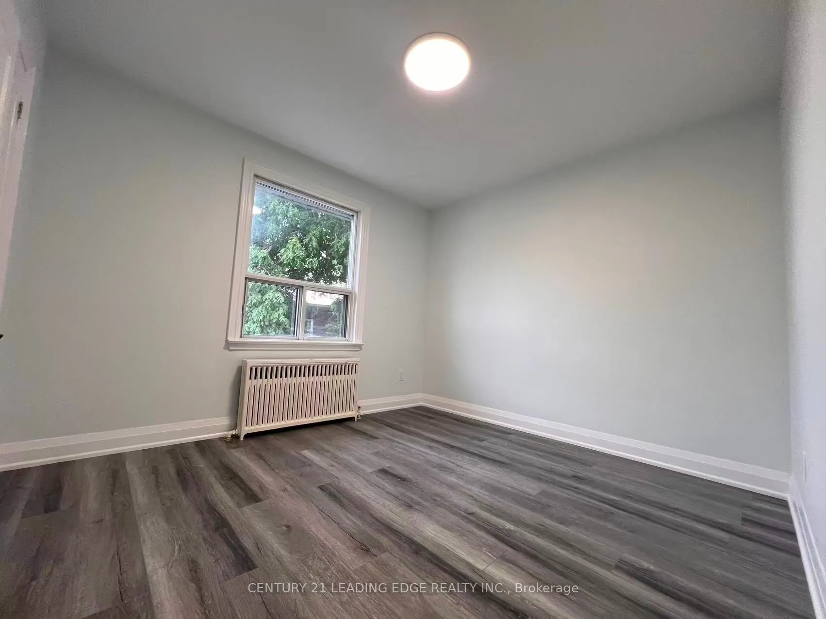 2719 Lake Shore Boulevard W #6