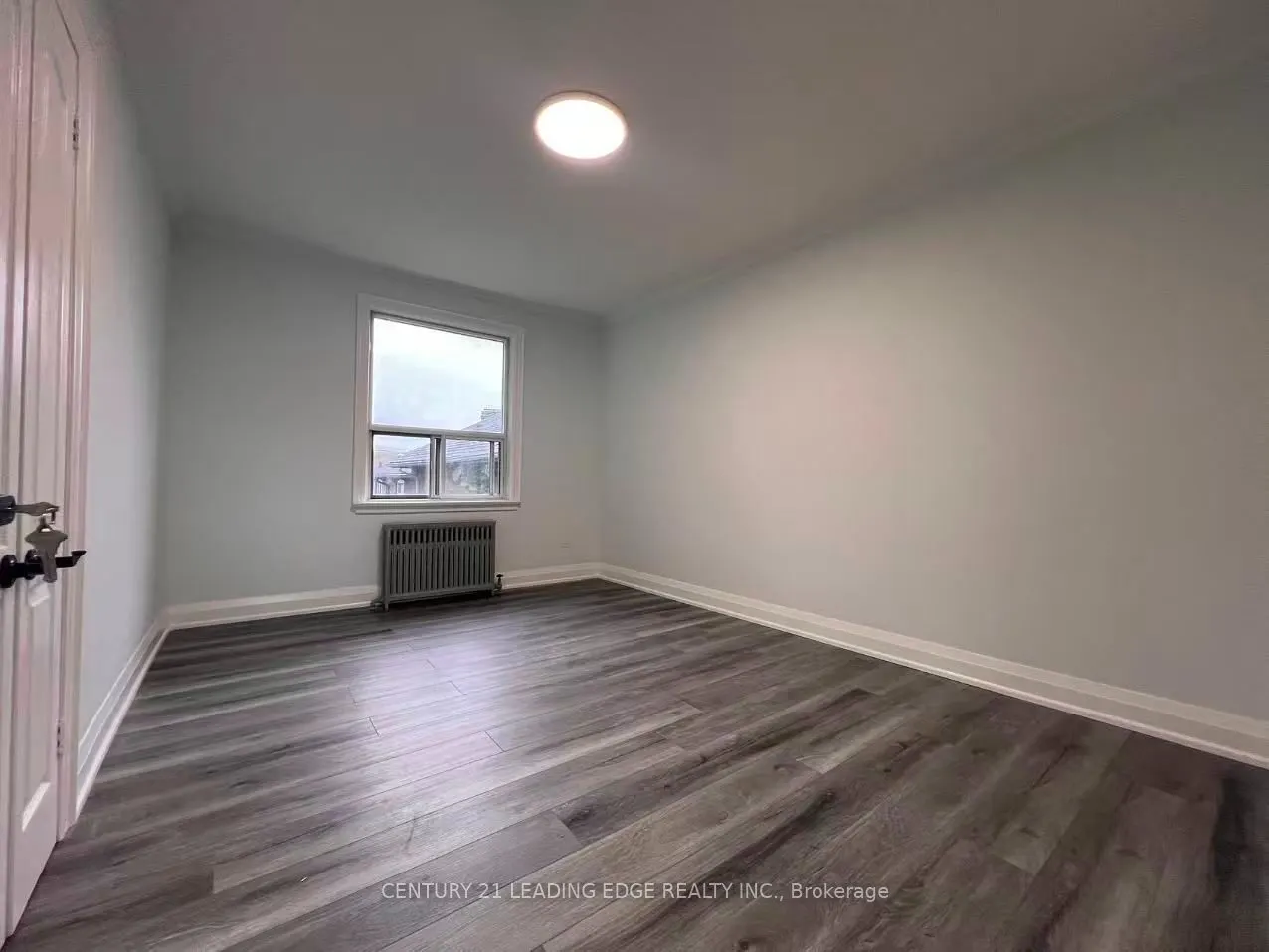 2719 Lake Shore Boulevard W #6