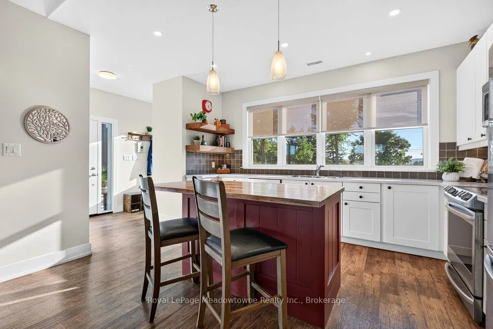 4379 Henderson Road
