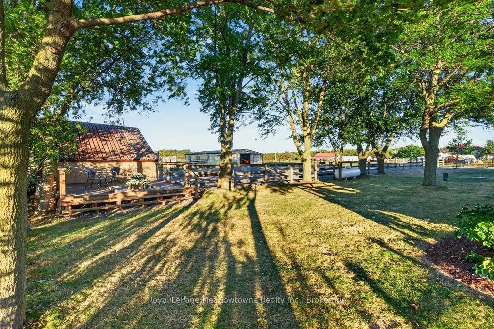 4379 Henderson Road
