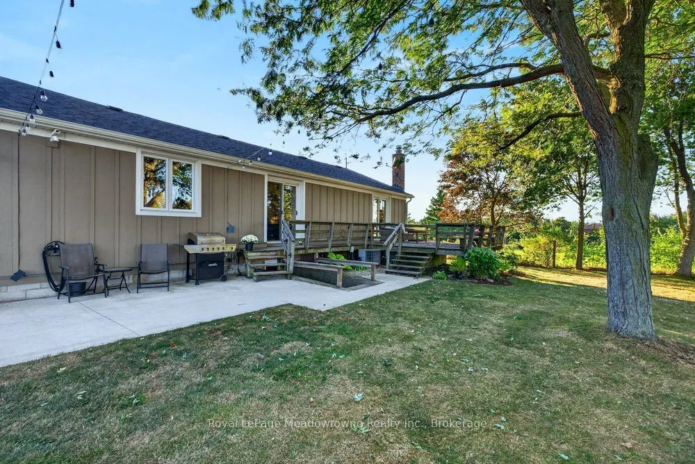 4379 Henderson Road