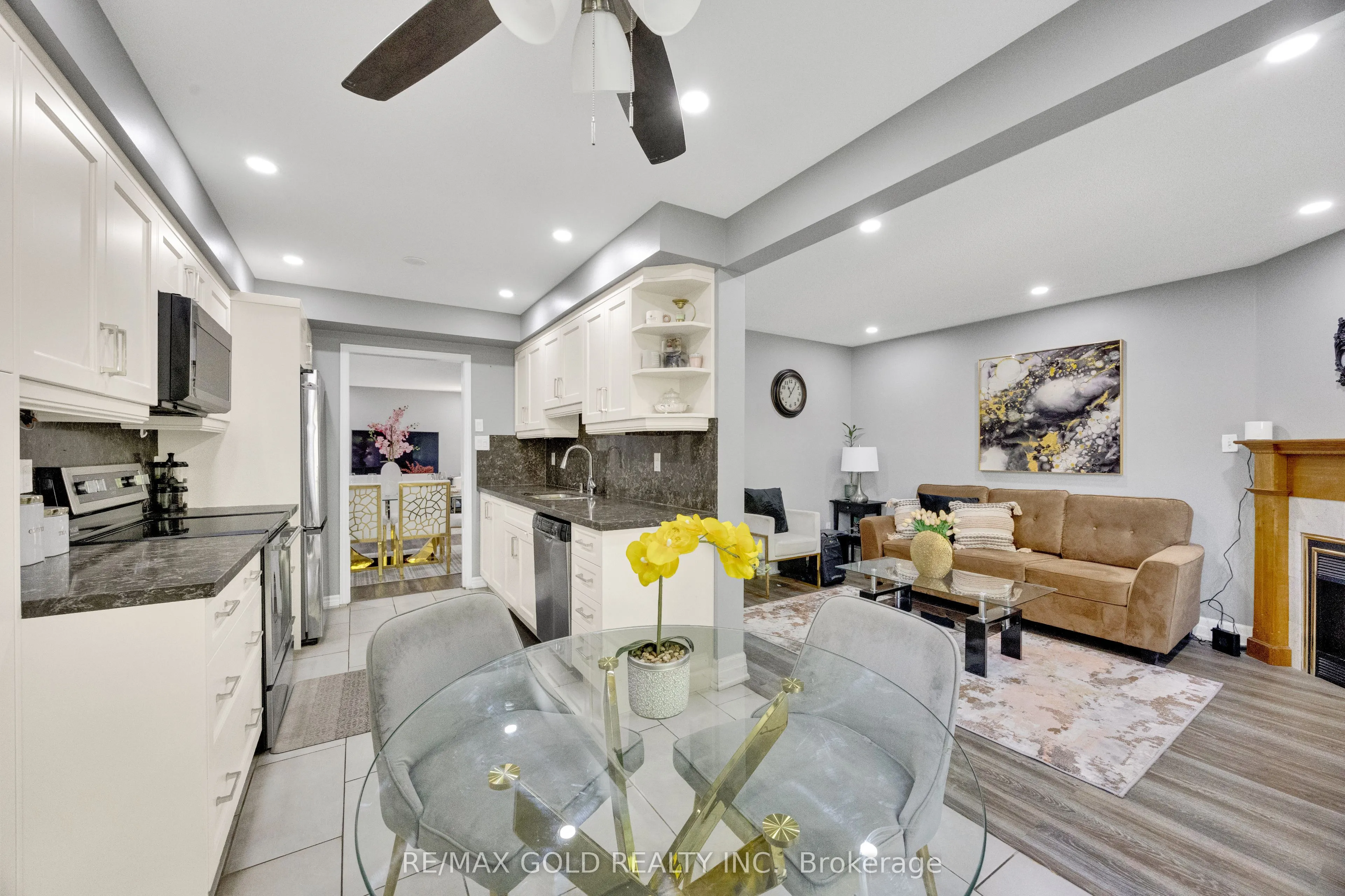 2555 Thomas Street #75