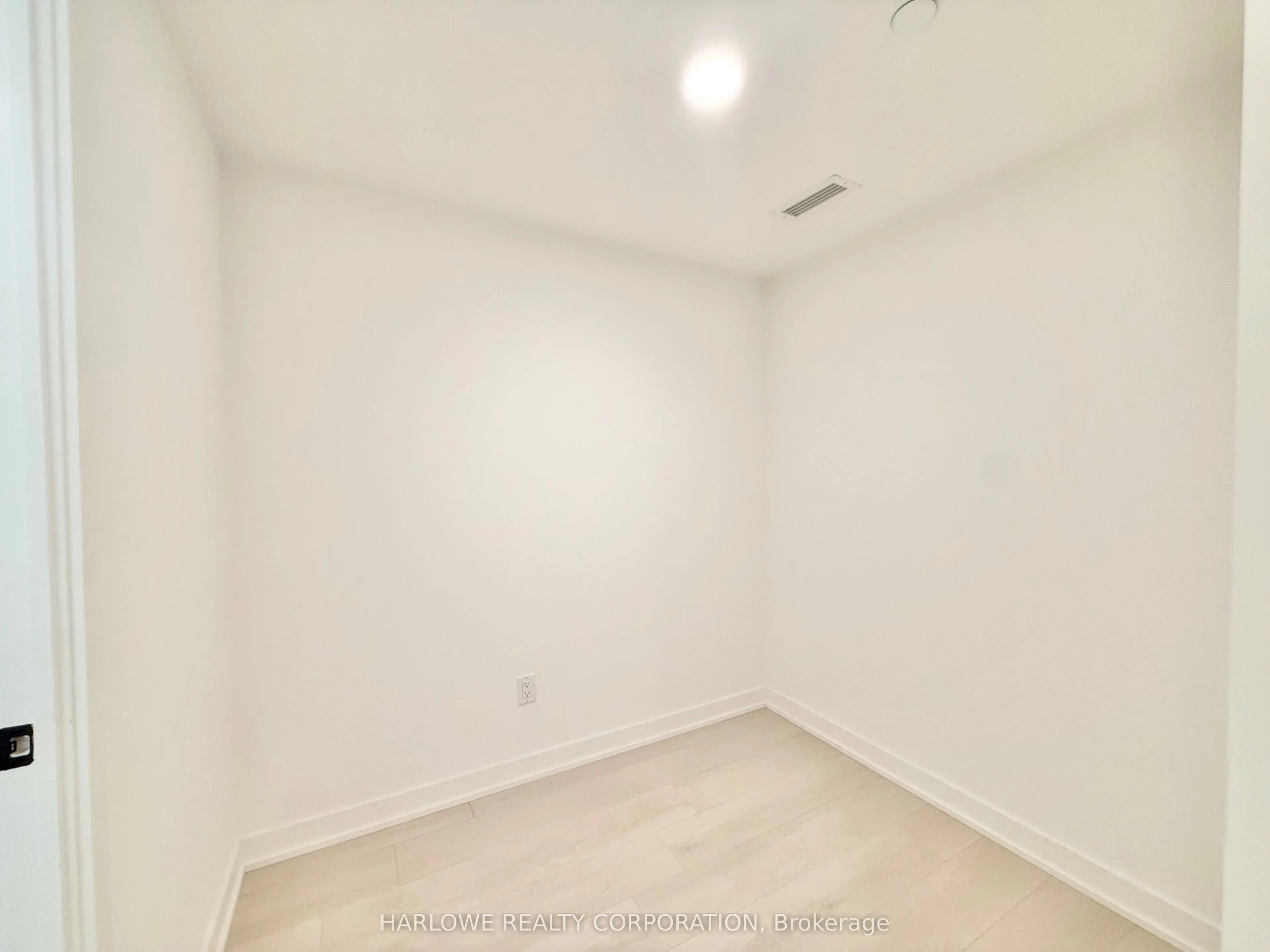 1 Vine Avenue #405