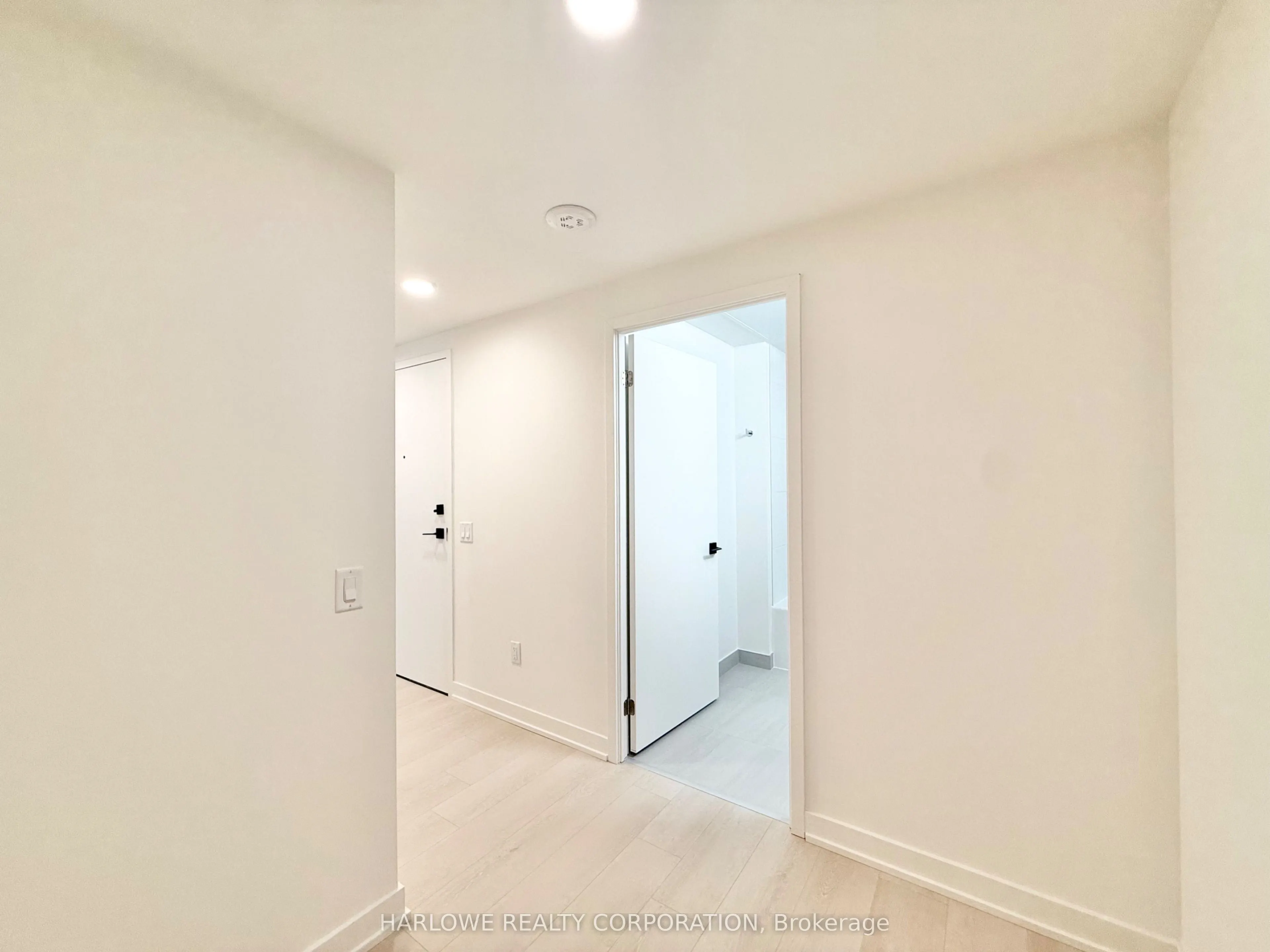1 Vine Avenue #405