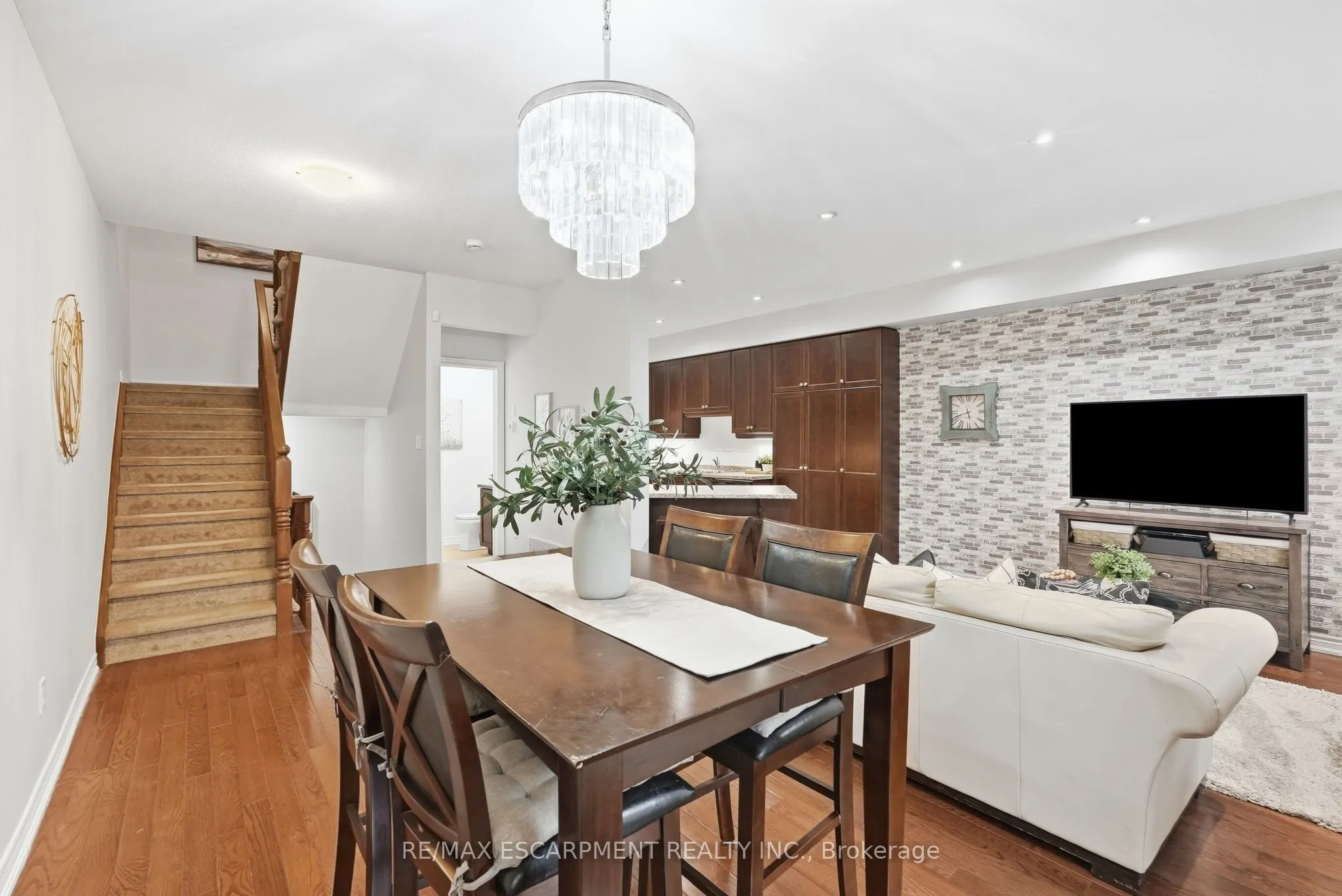 181 Plains Road W #49