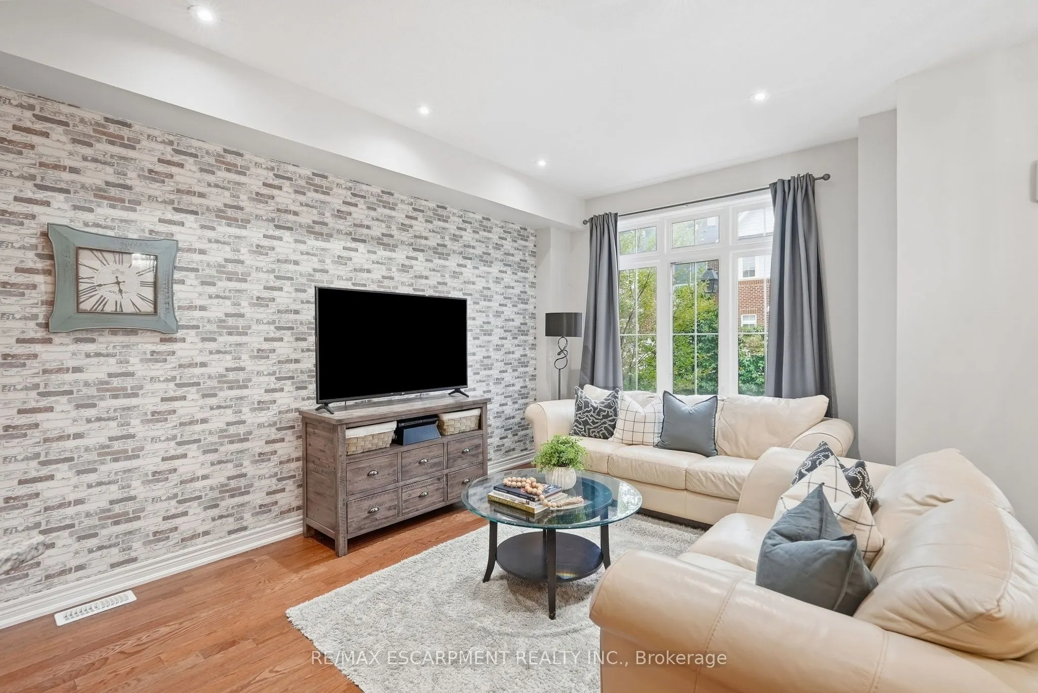 181 Plains Road W #49