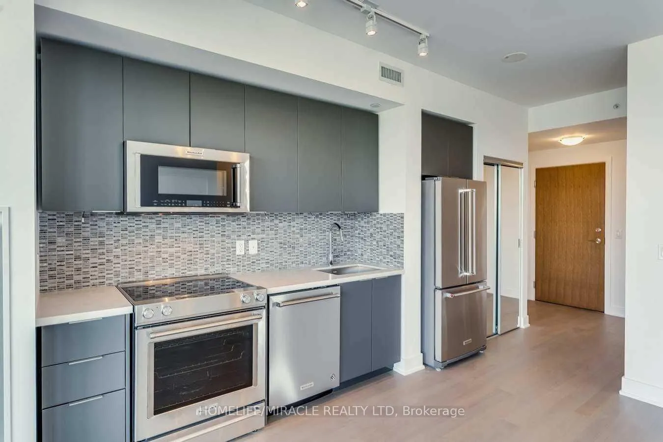 30 Shore Breeze Drive #5002