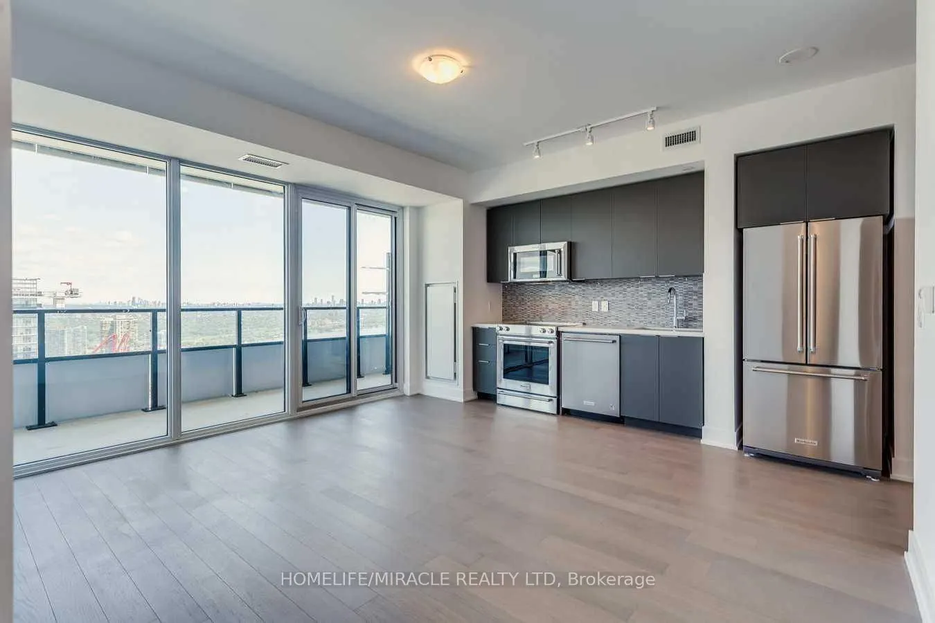 30 Shore Breeze Drive #5002