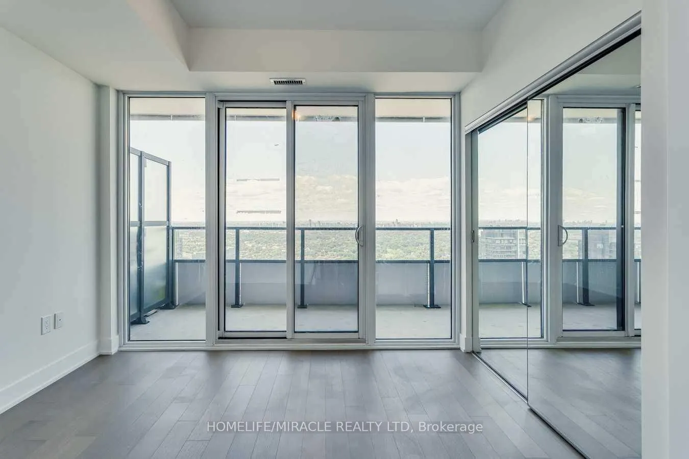 30 Shore Breeze Drive #5002
