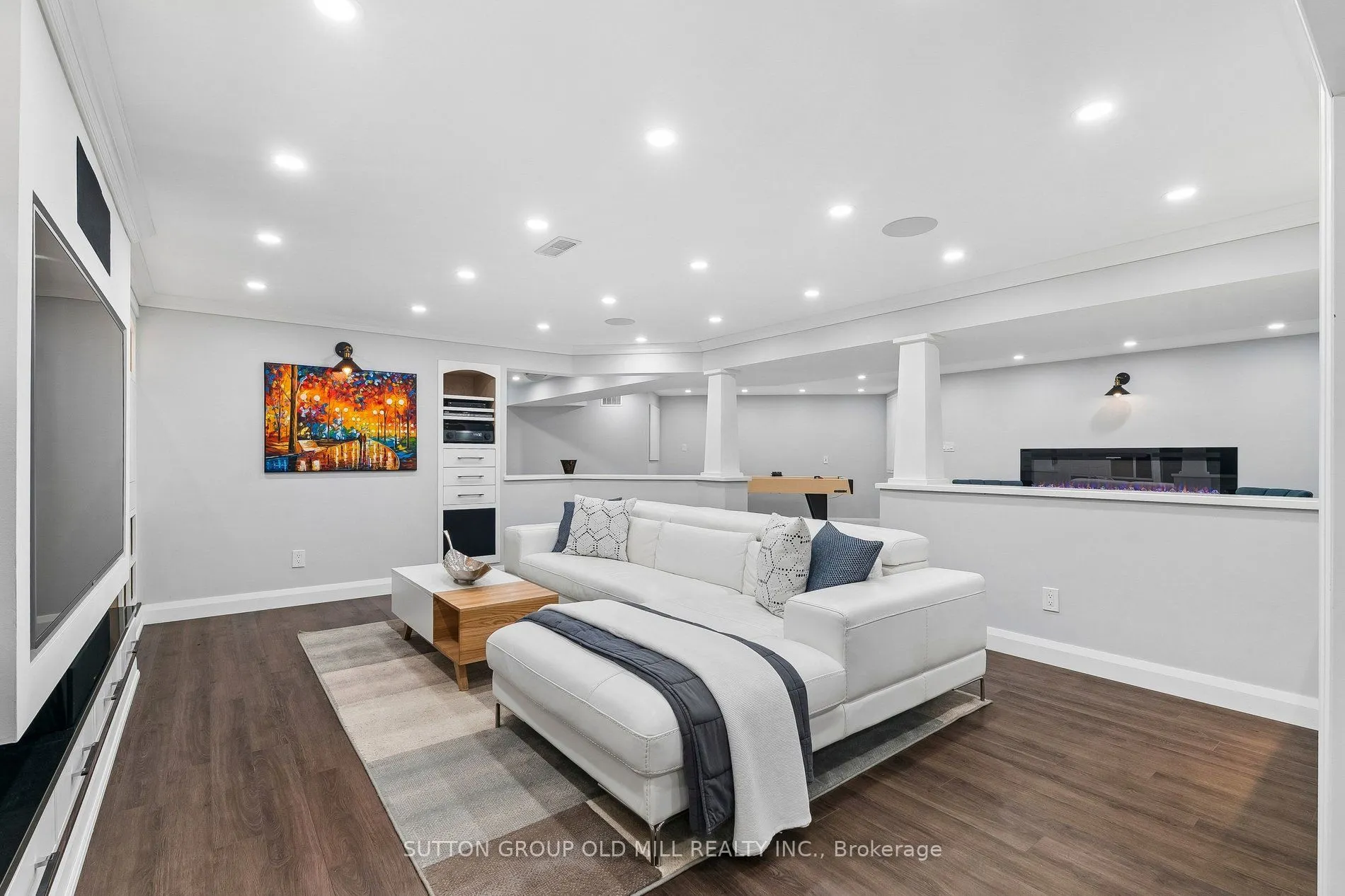 7 Rolling Meadow Drive