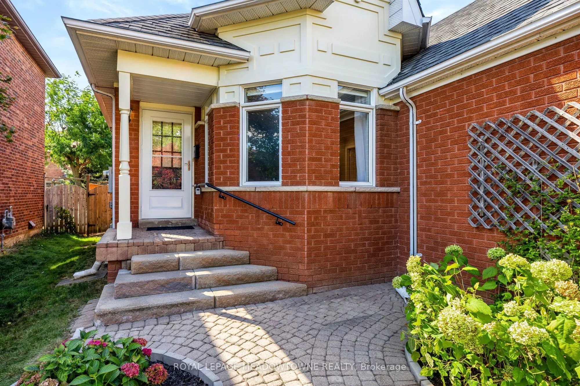 16 Harrop Avenue