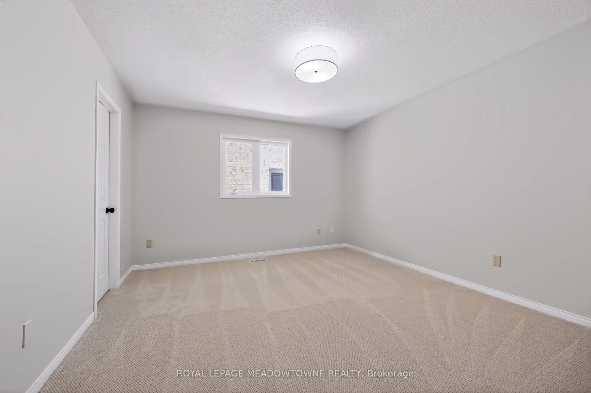 16 Harrop Avenue