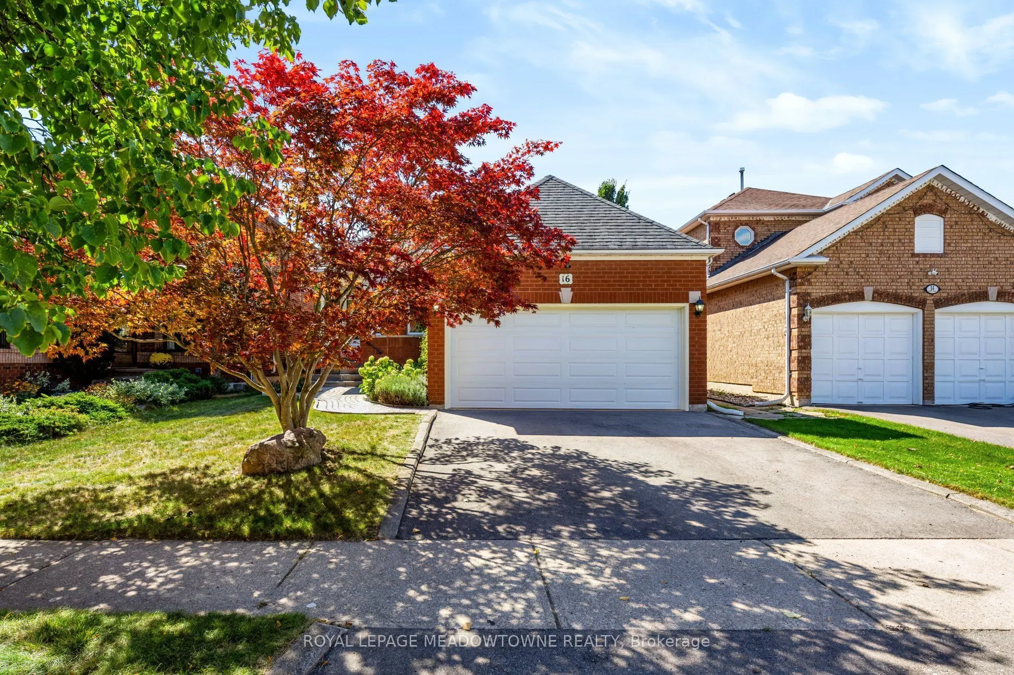 16 Harrop Avenue