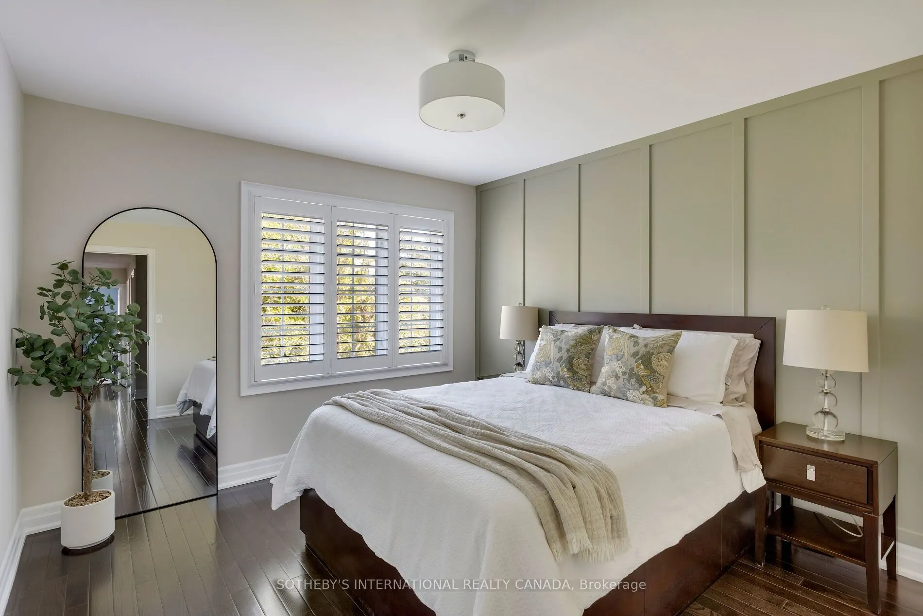 1127 Haig Boulevard #2