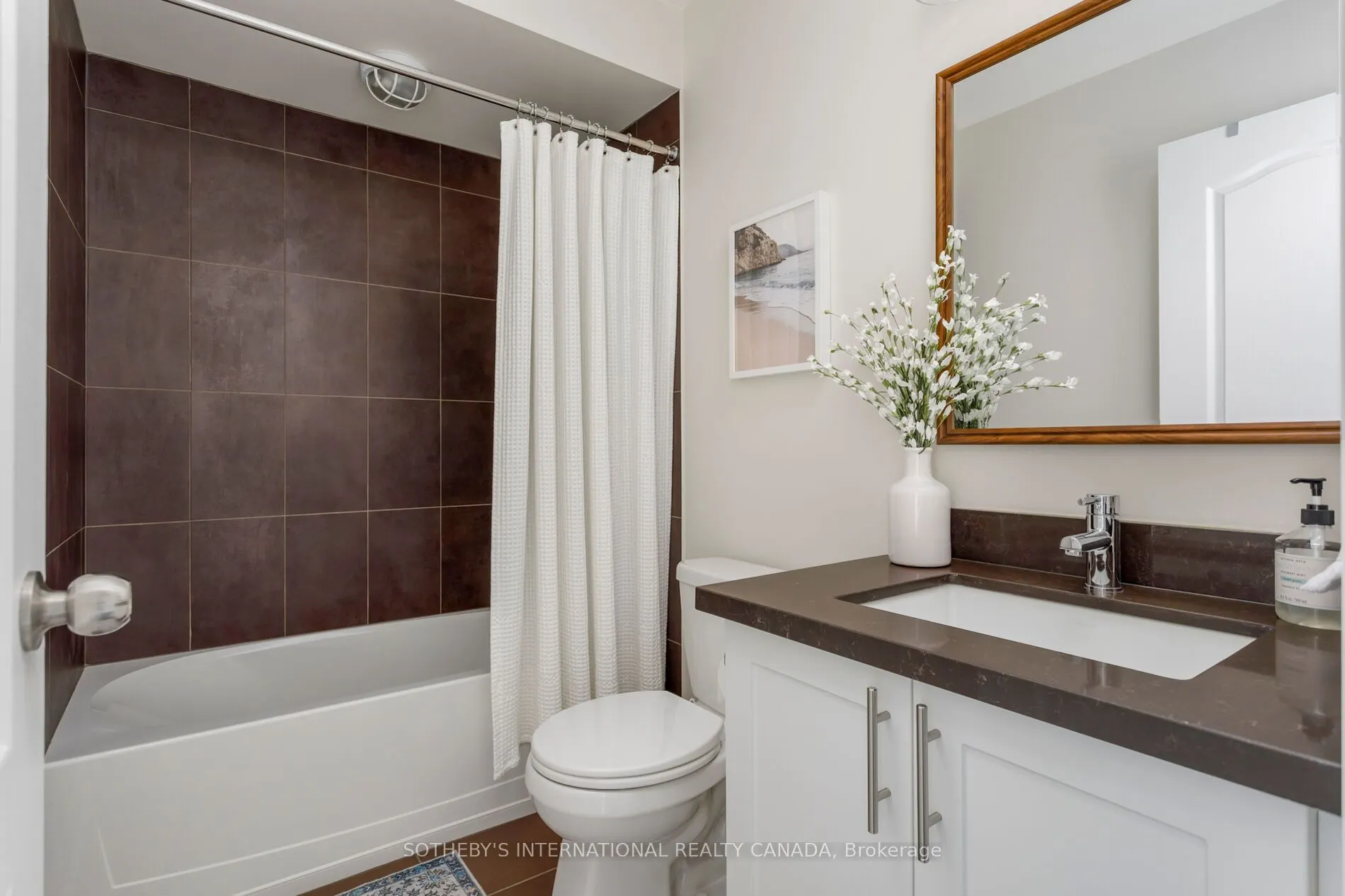 1127 Haig Boulevard #2