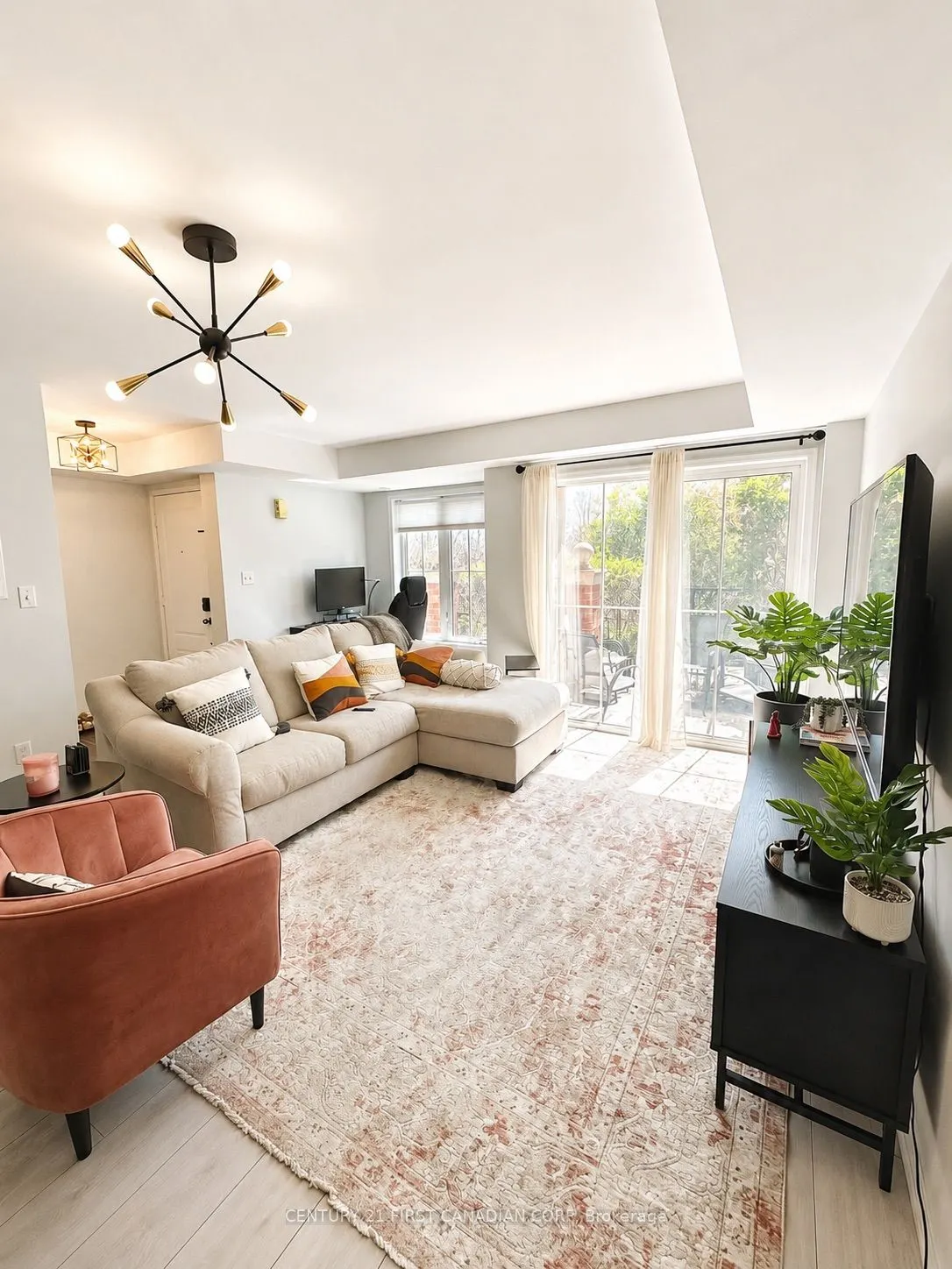 35 Hays Boulevard #2
