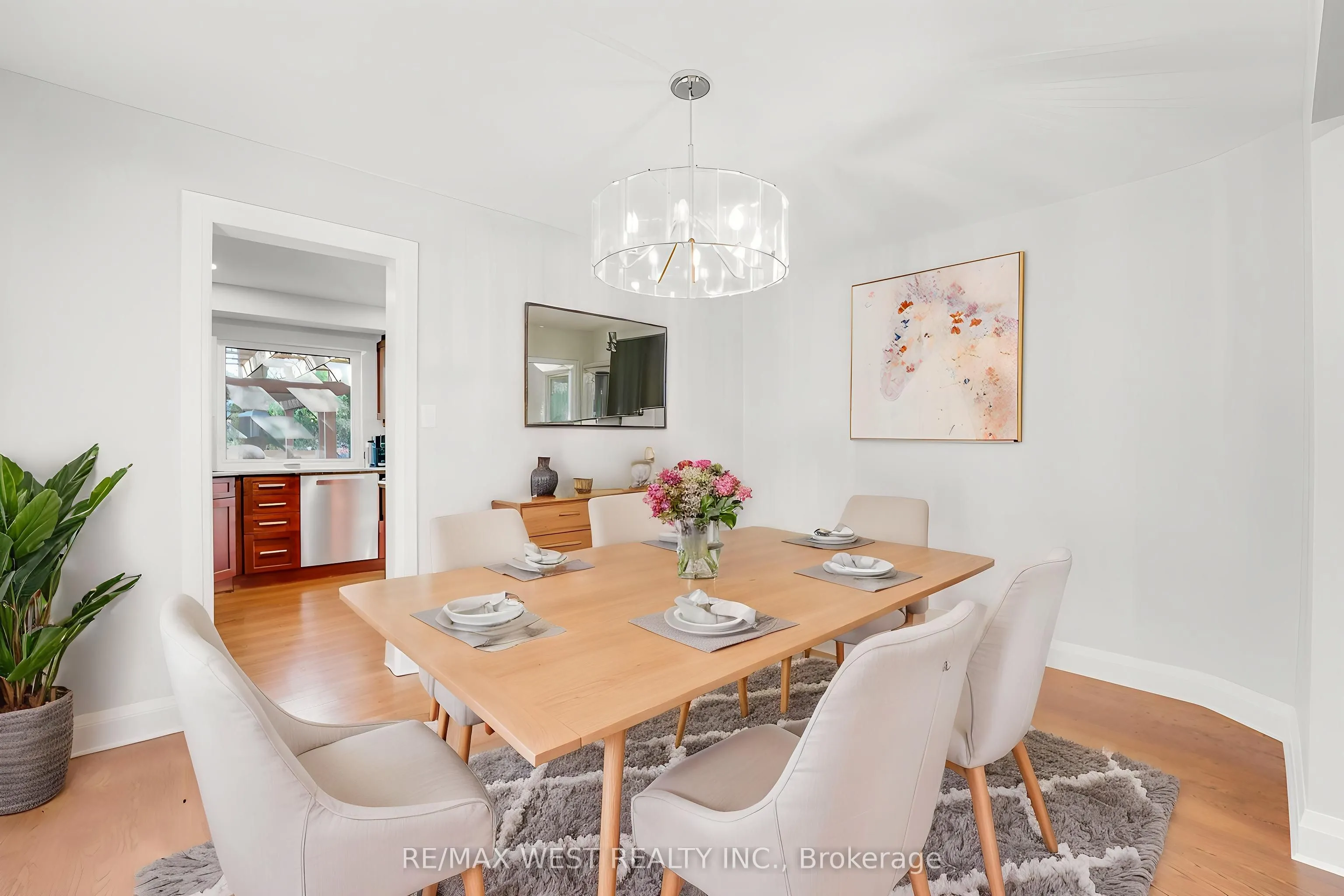 1136 Goodson Crescent