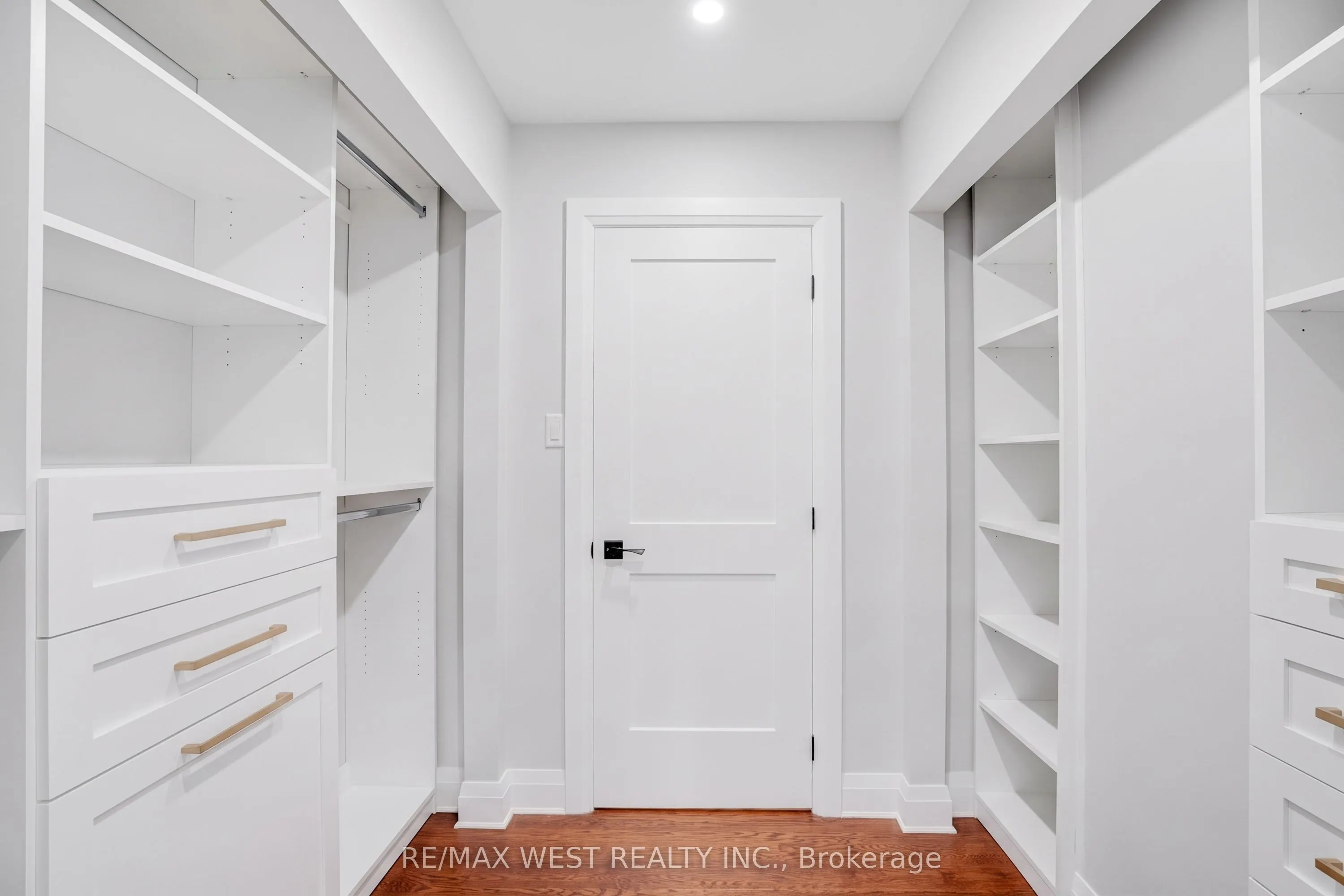 1136 Goodson Crescent