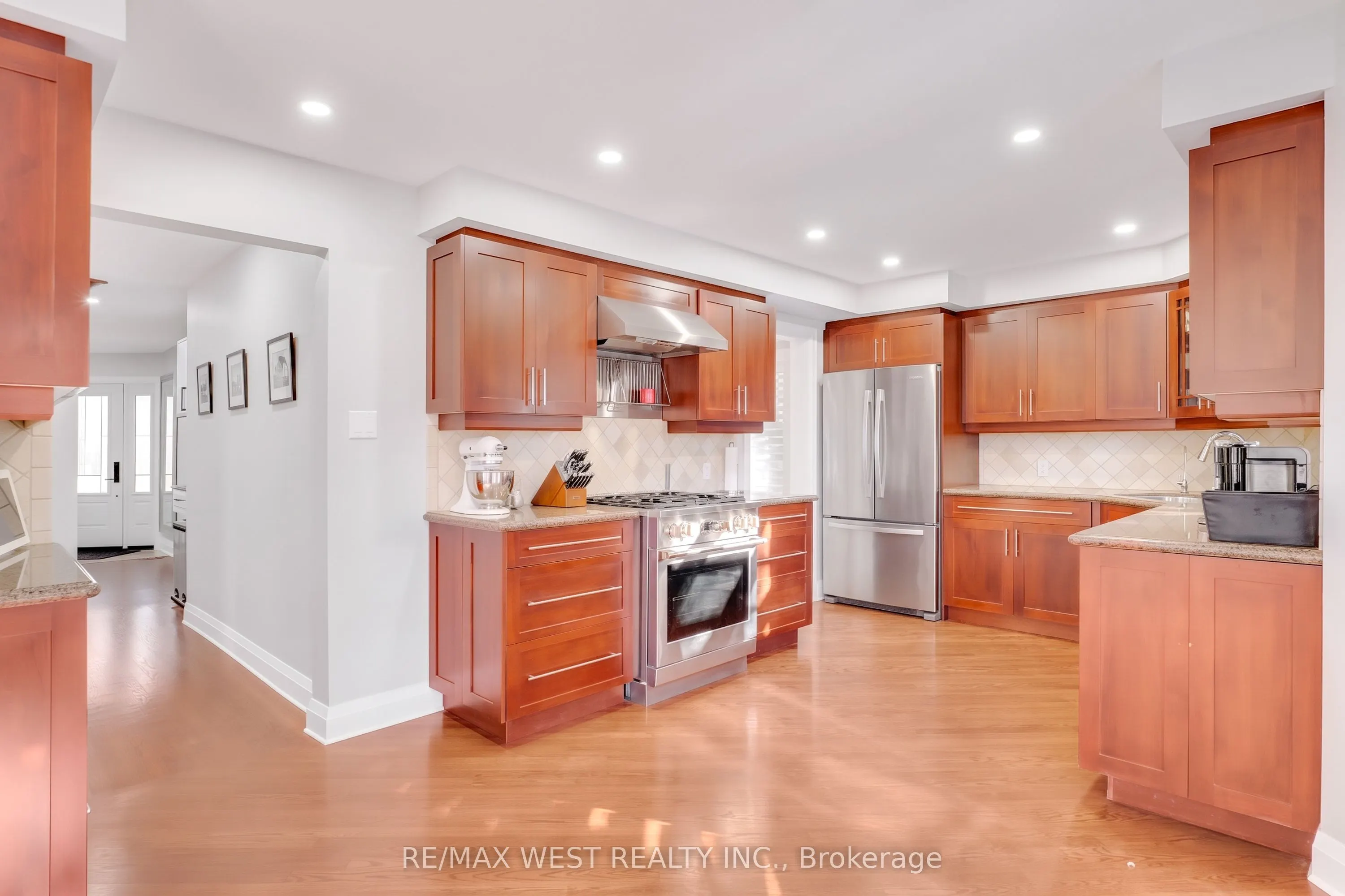 1136 Goodson Crescent