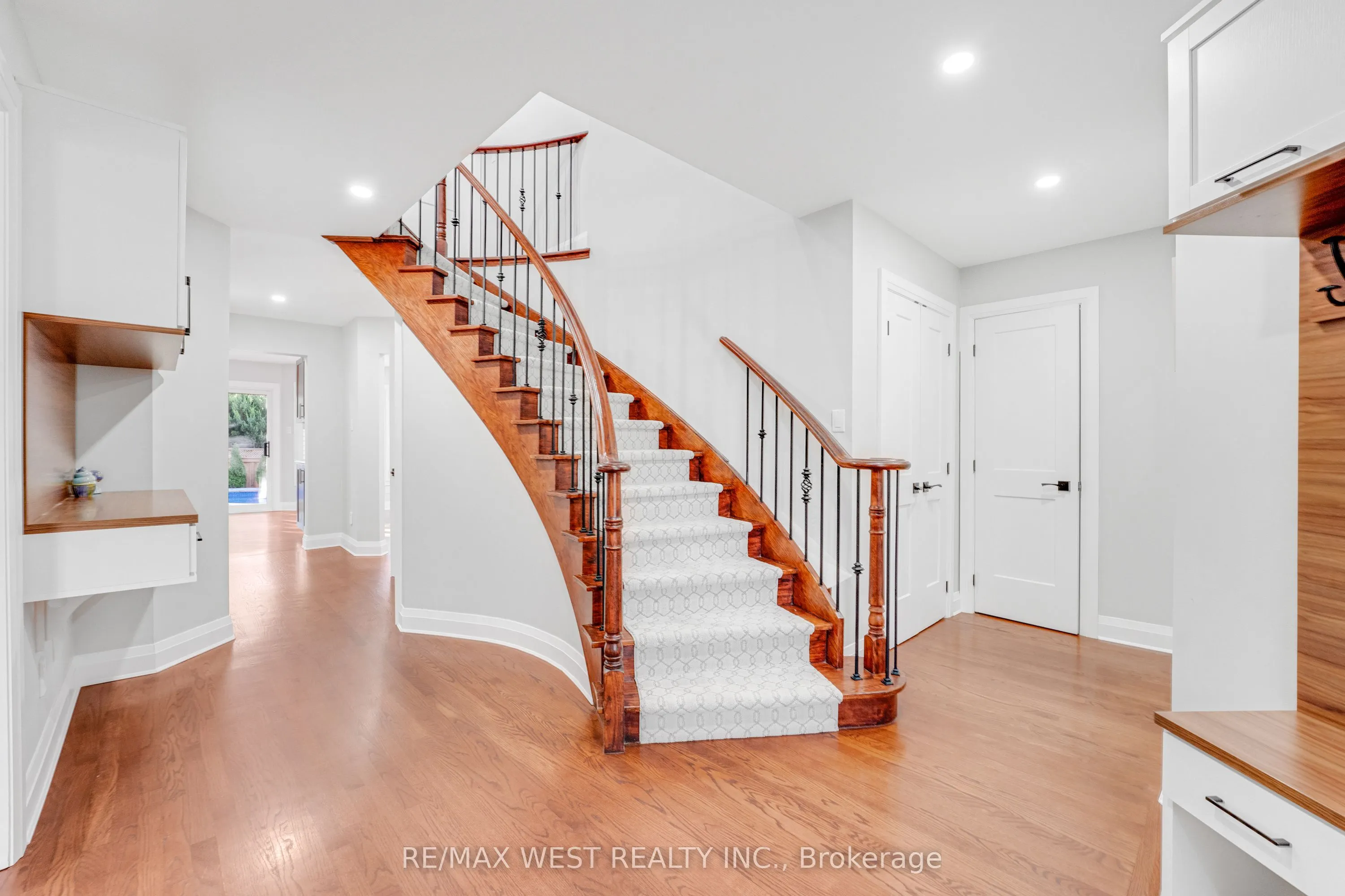 1136 Goodson Crescent
