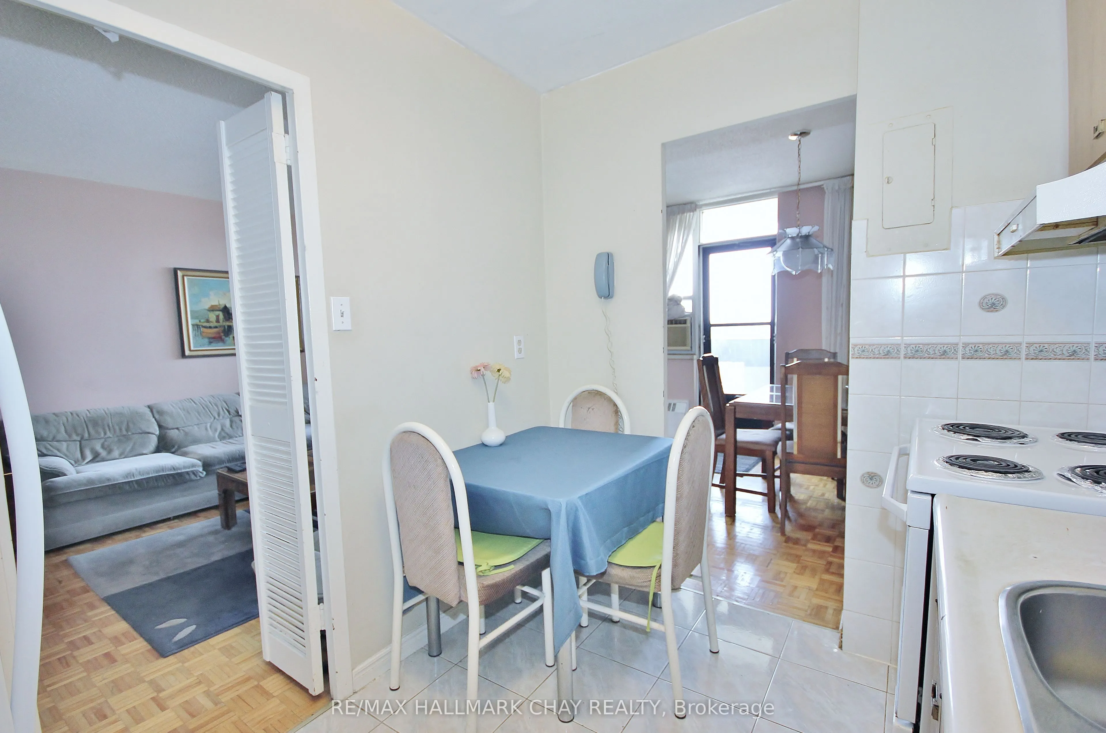1455 LAWRENCE Avenue W #1707