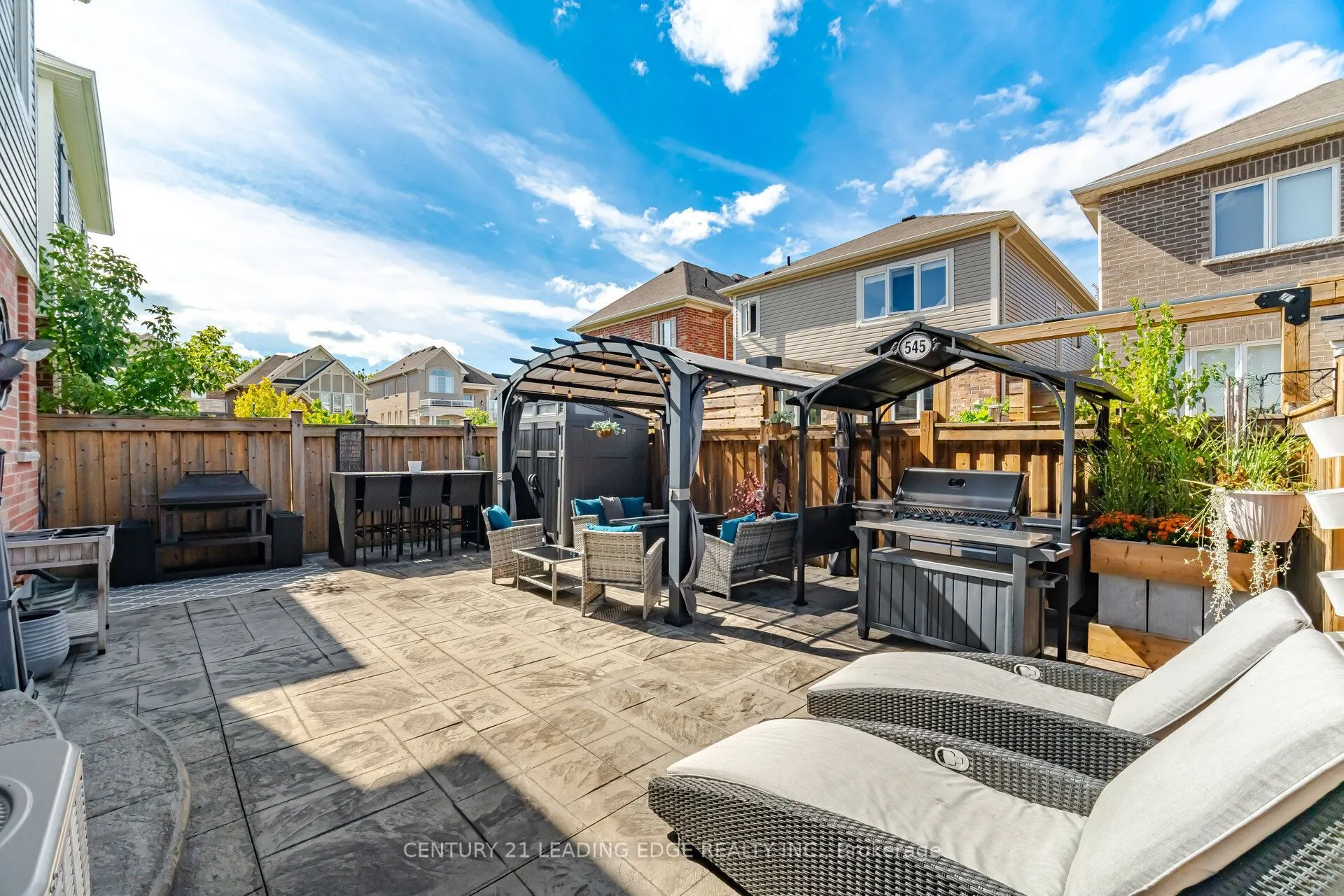 545 Gibson Crescent