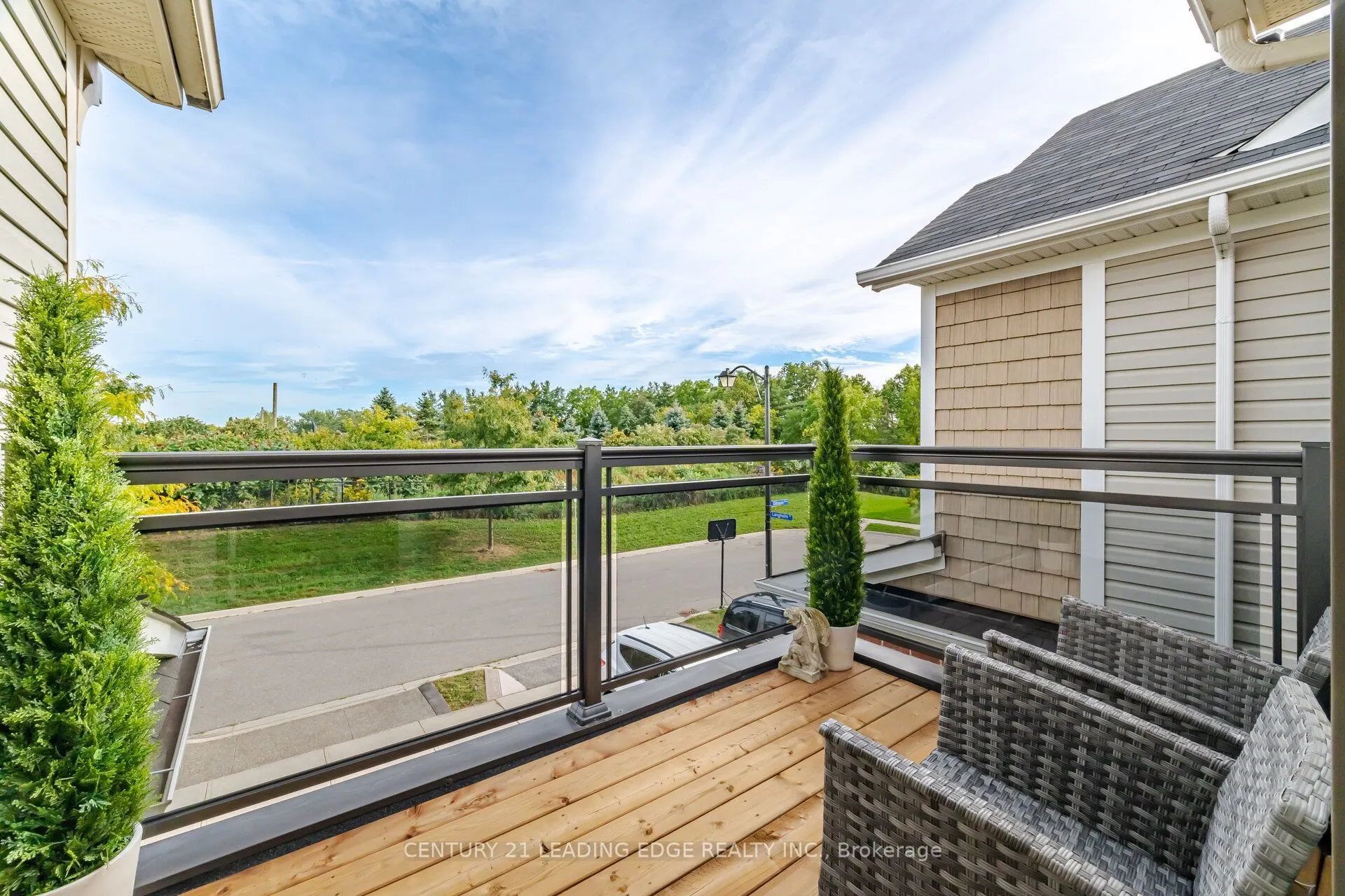 545 Gibson Crescent