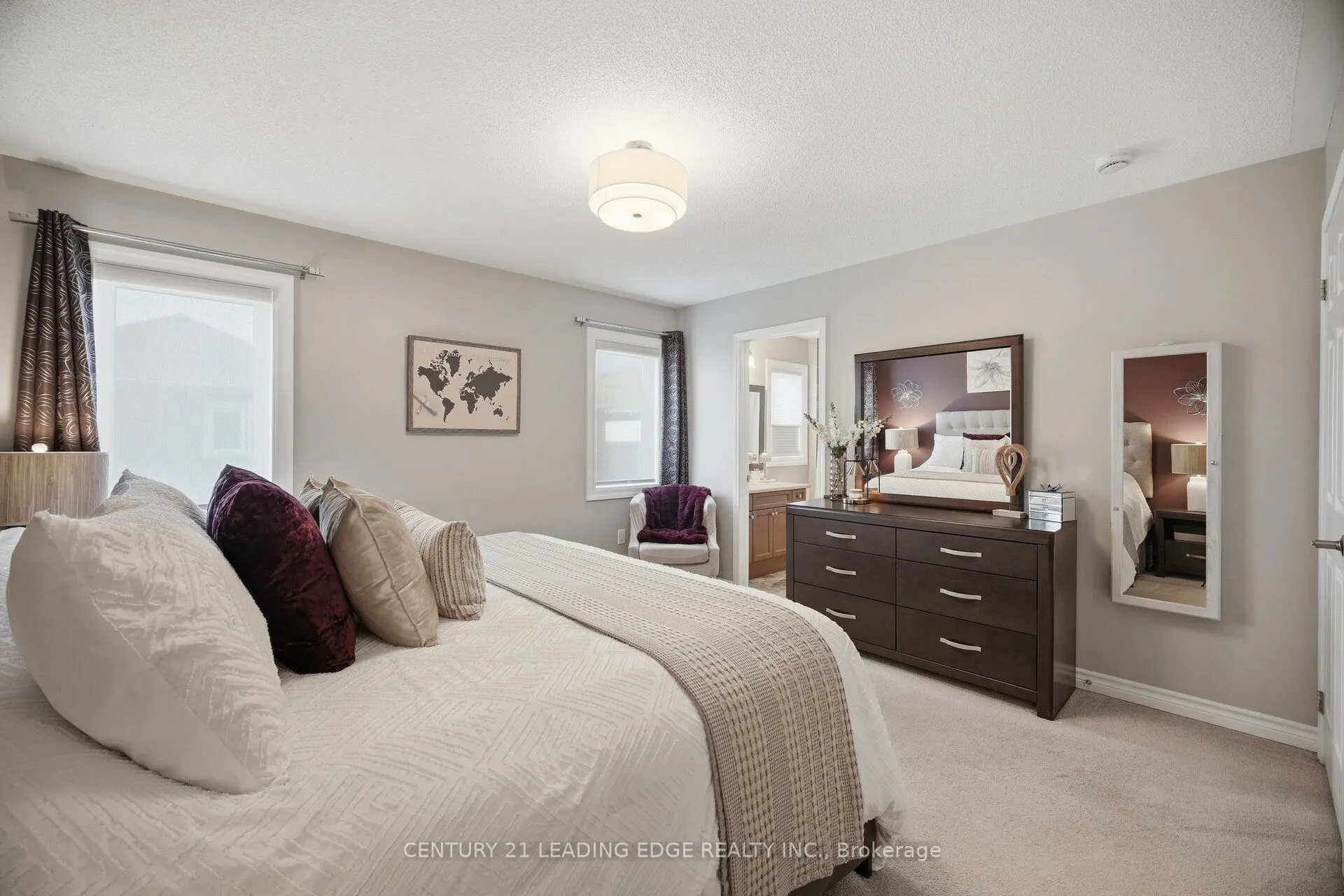 545 Gibson Crescent