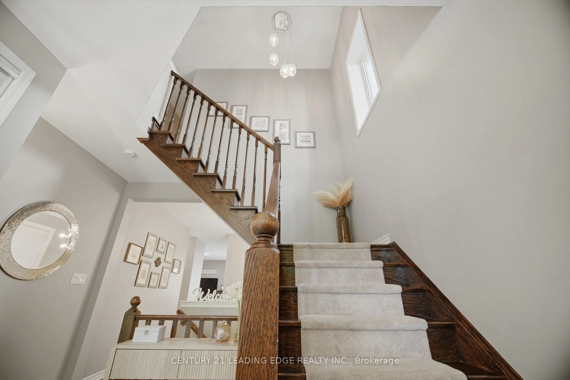 545 Gibson Crescent