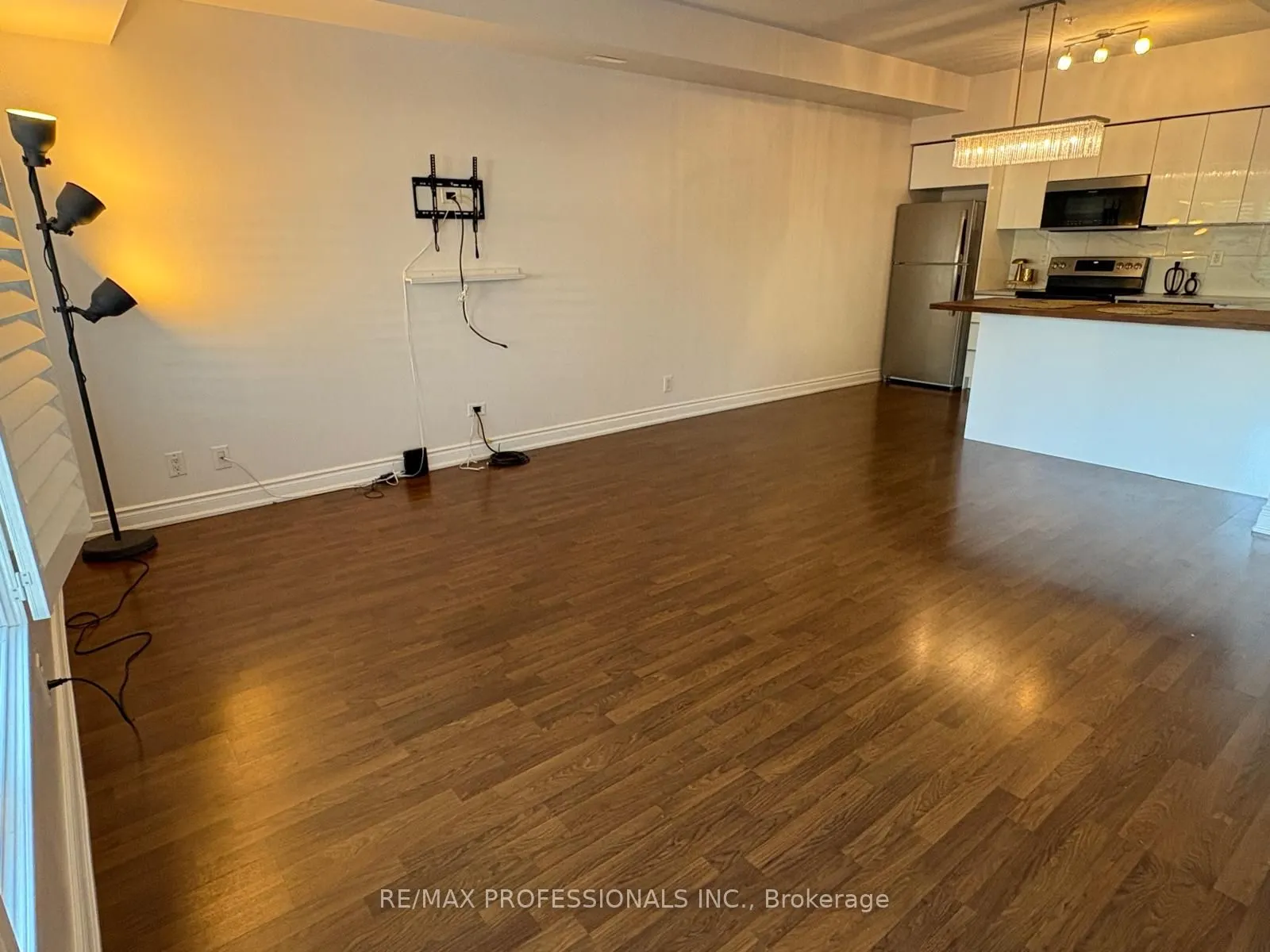 5 Richgrove Drive E #104