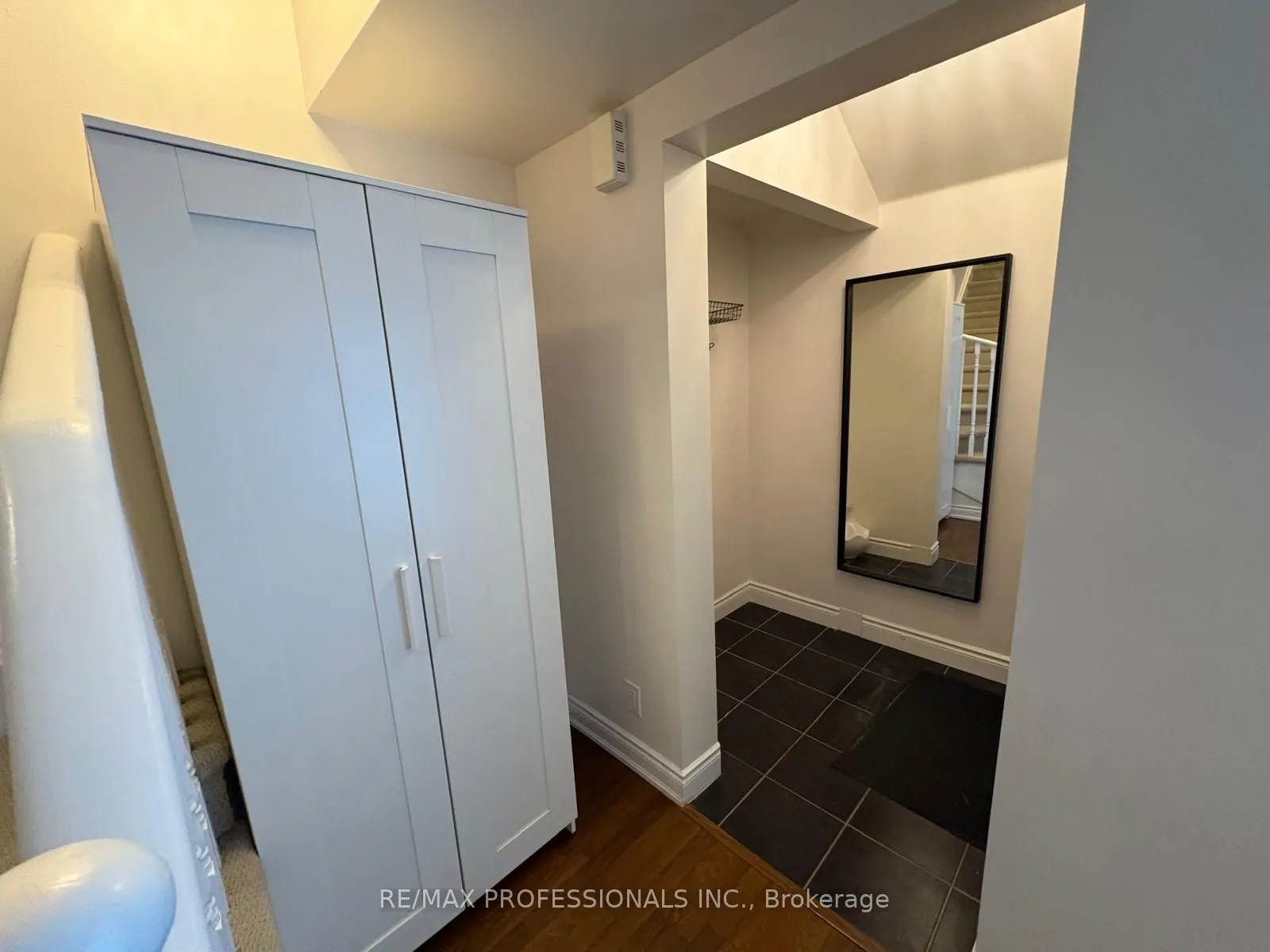5 Richgrove Drive E #104