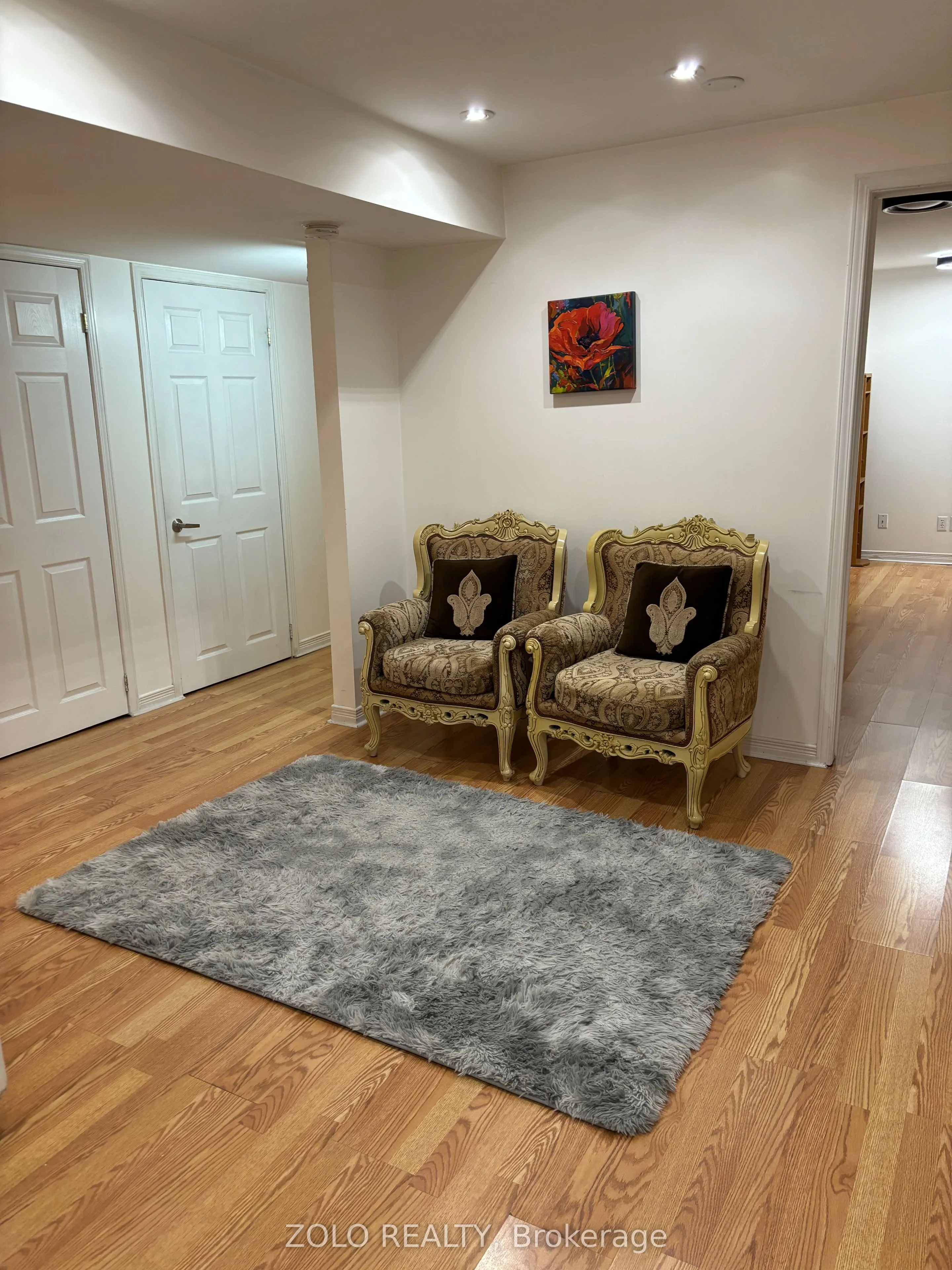 3242 Scotch Pine Gate