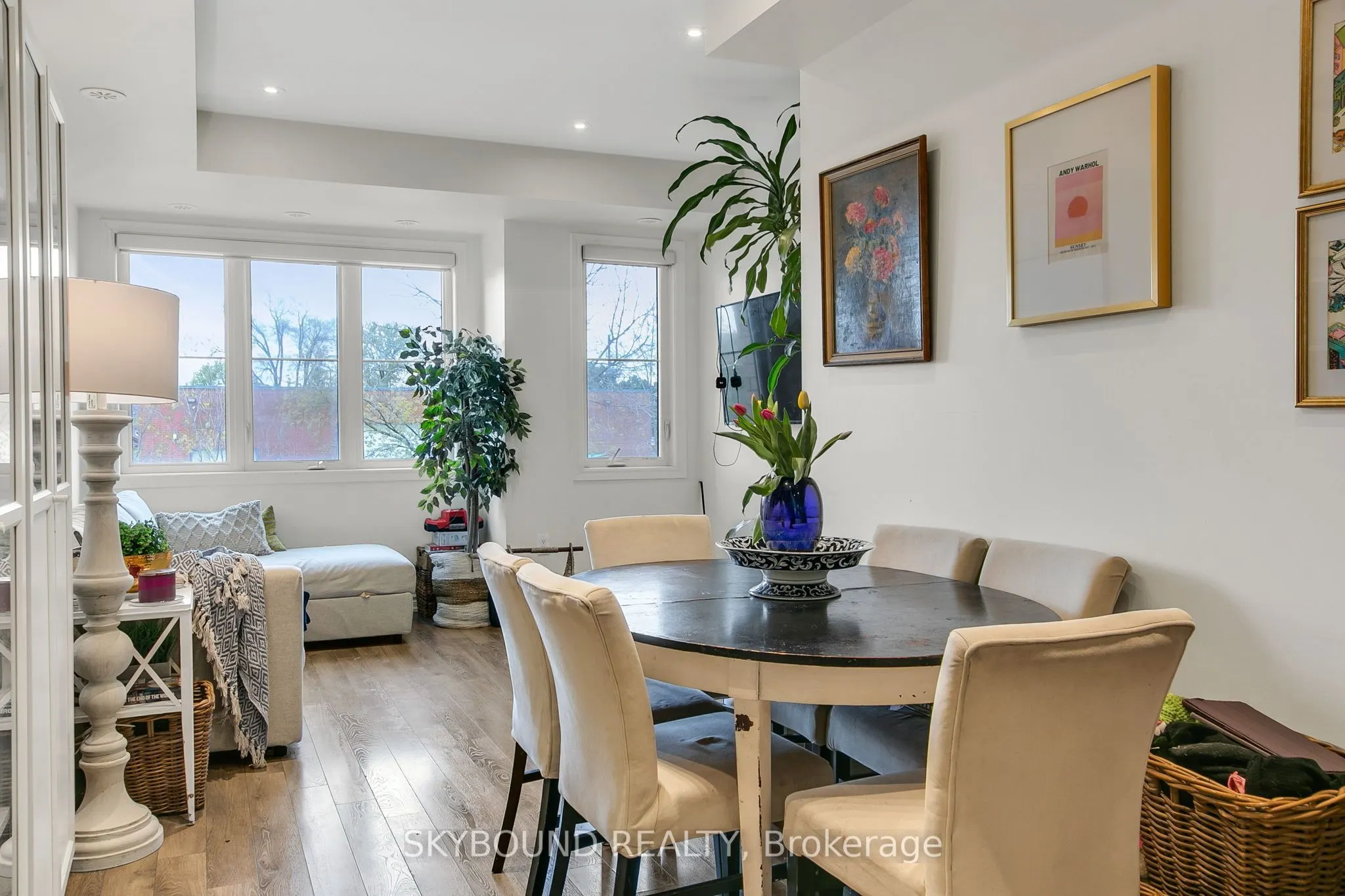 380 Hopewell Avenue #223